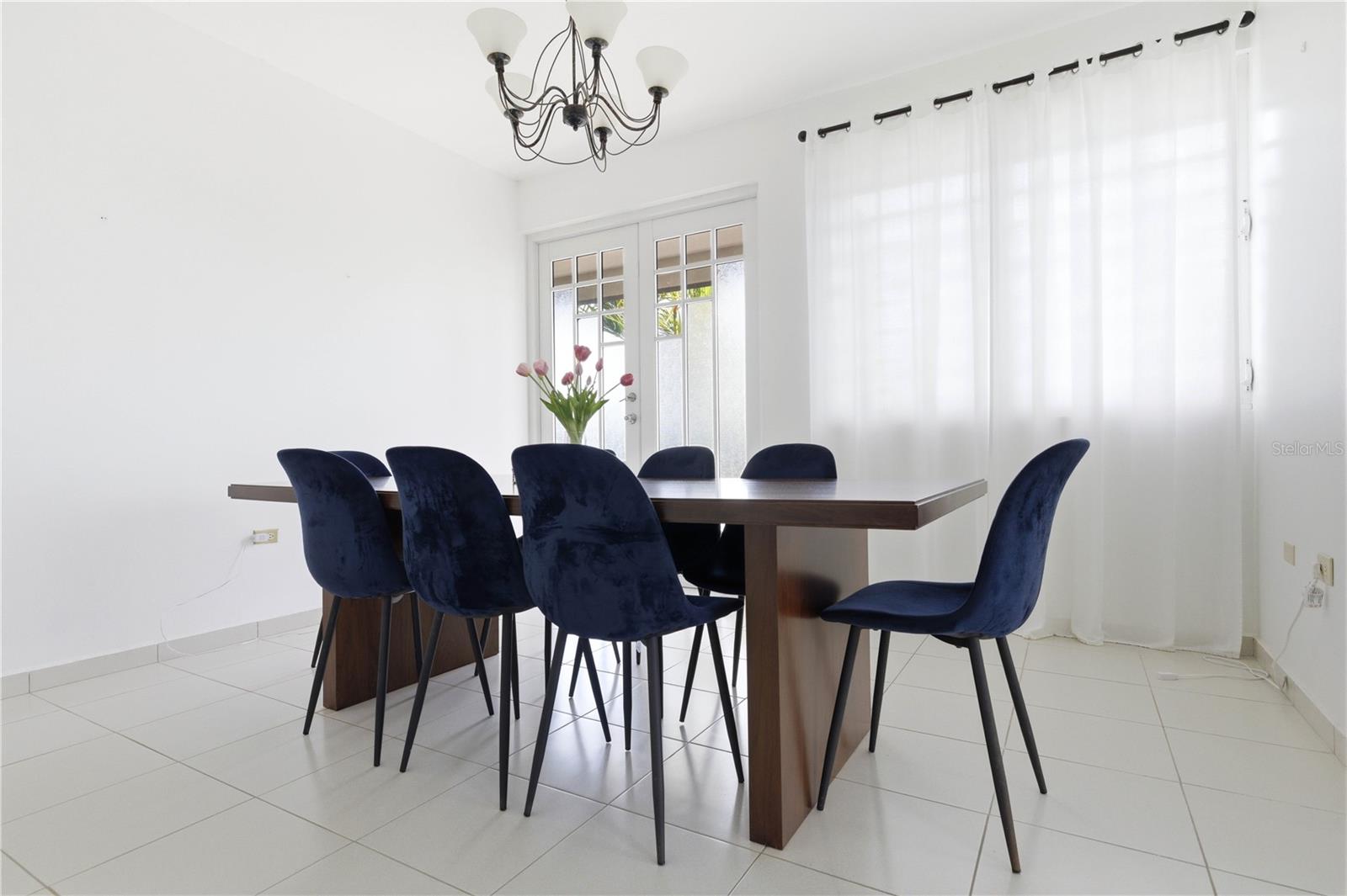5 hab · 4 baños · MAYAGUEZ — foto 9