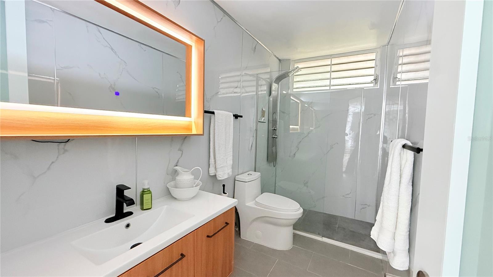 4 hab · 3 baños · GUAYNABO — foto 12