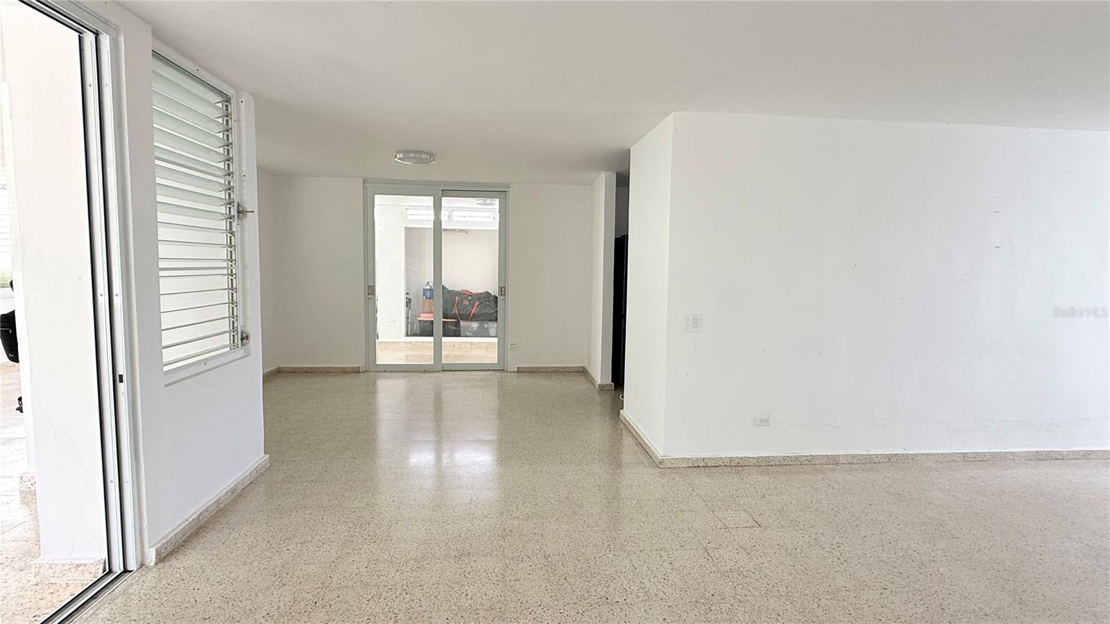 4 hab · 3 baños · GUAYNABO — foto 8