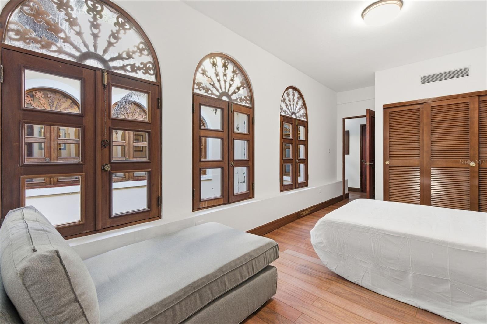 4 hab · 5 baños · OLD SAN JUAN — foto 11