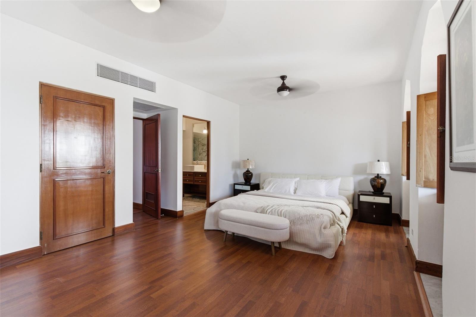 4 hab · 5 baños · OLD SAN JUAN — foto 4