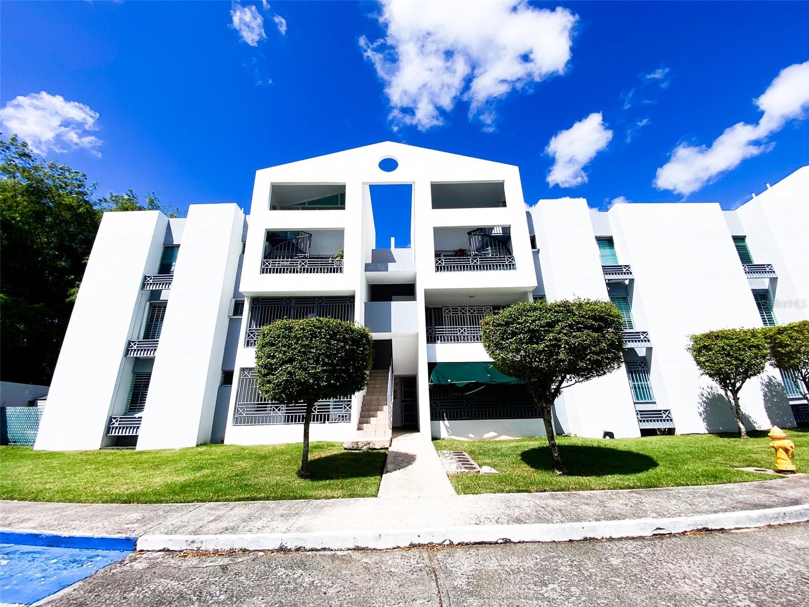 3 hab · 2 baños · SAN JUAN