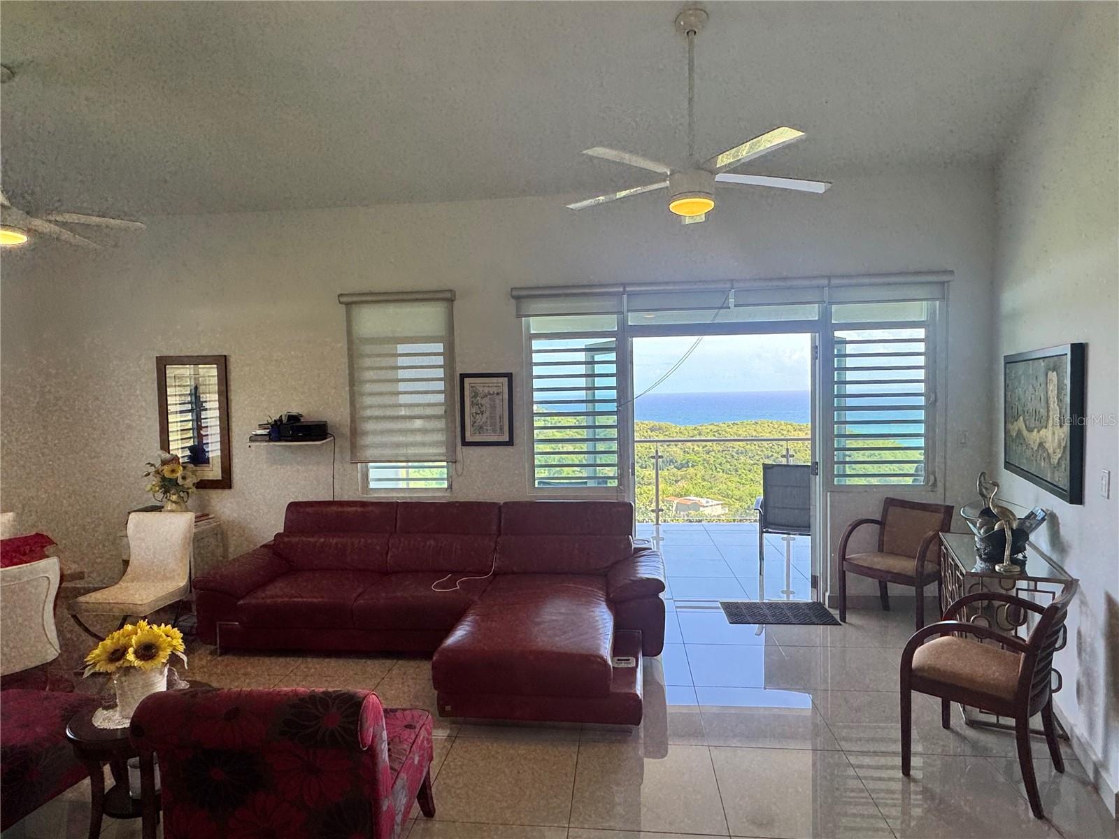 3 hab · 3 baños · YABUCOA — foto 8