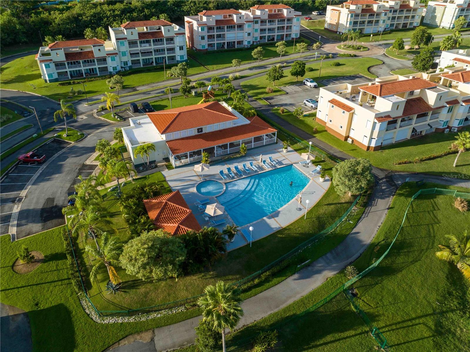 3 hab · 3 baños · HUMACAO