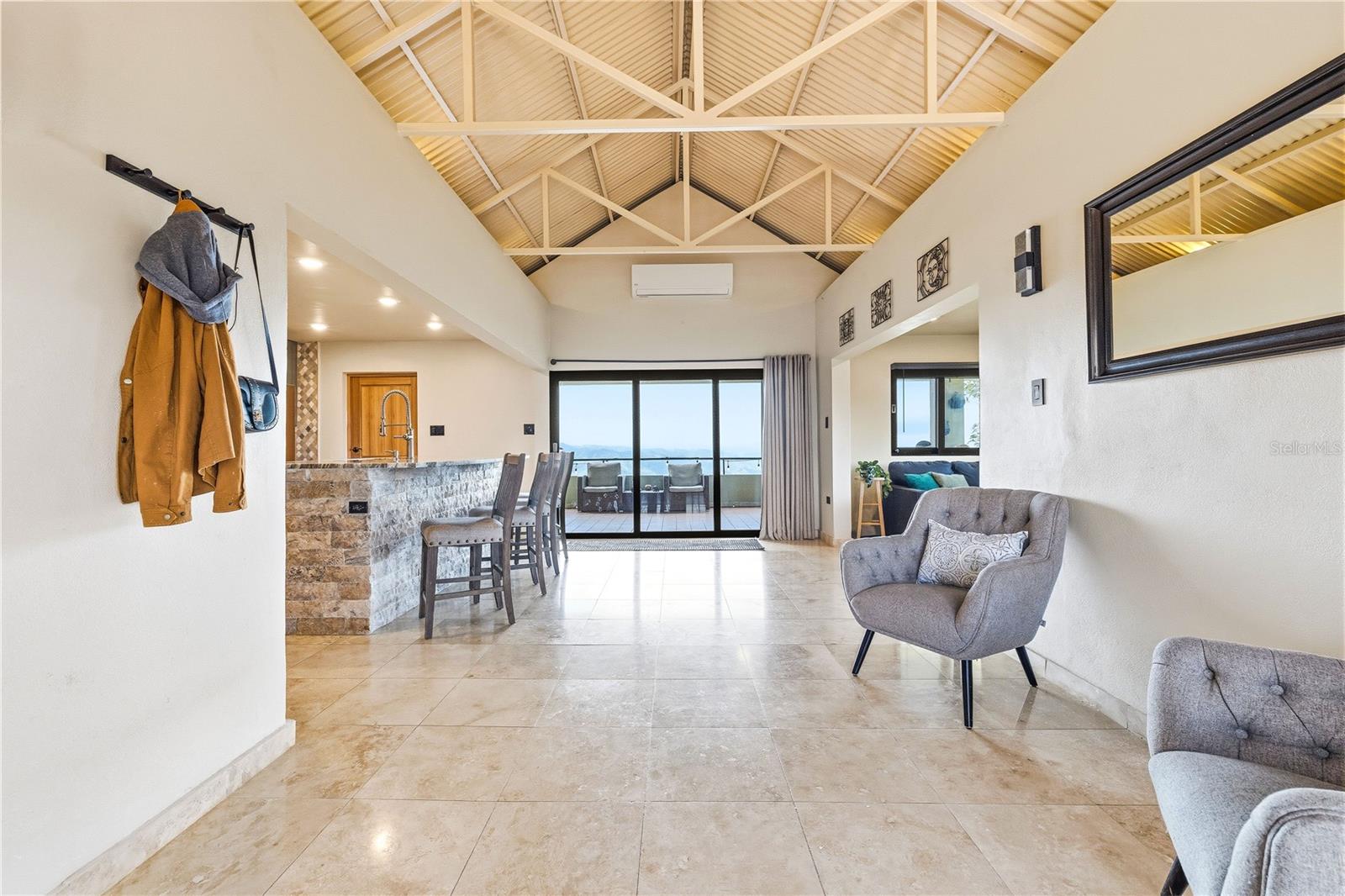 4 hab · 4 baños · CAYEY — foto 6