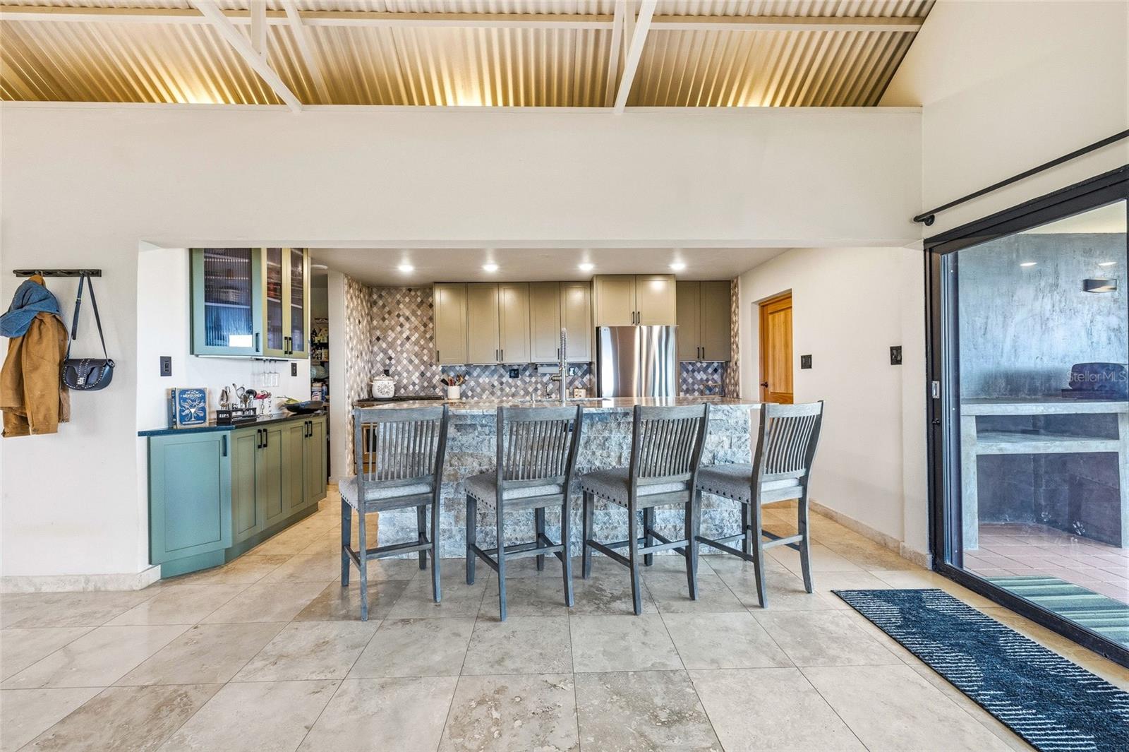 4 hab · 4 baños · CAYEY — foto 8