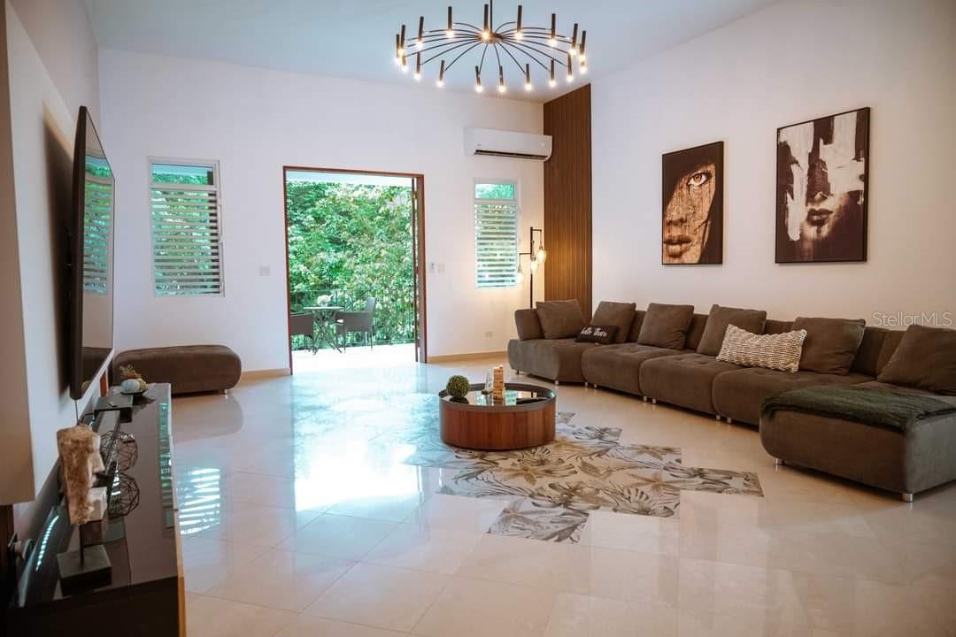 5 hab · 5 baños · CAGUAS — foto 4