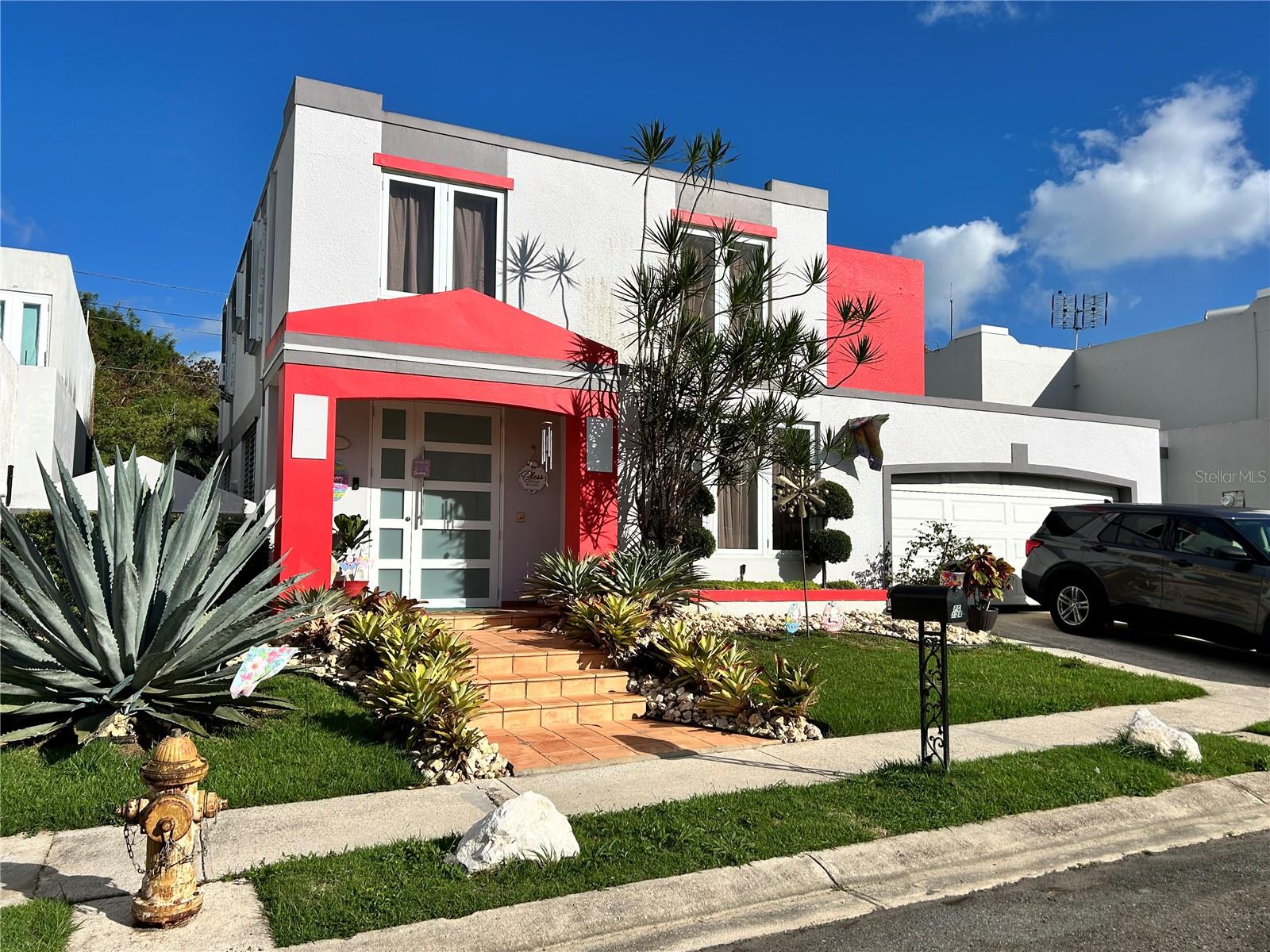 4 hab · 3 baños · TRUJILLO ALTO — foto 2