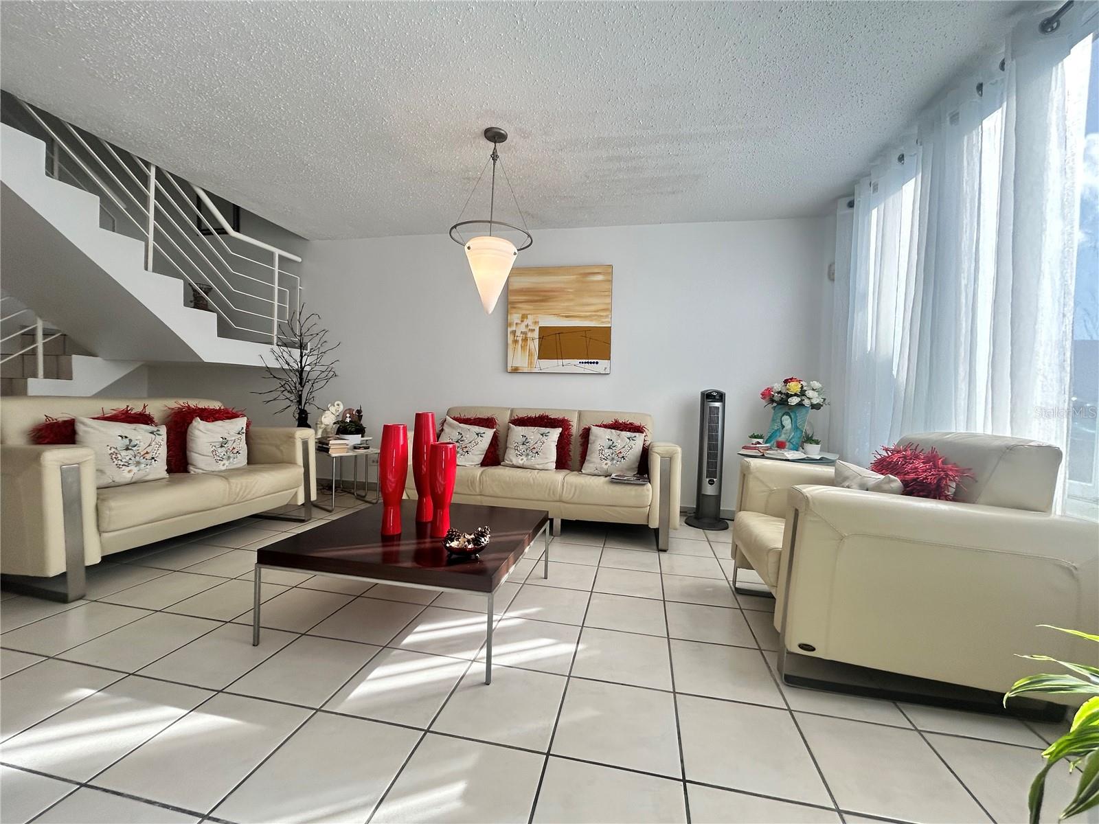 4 hab · 3 baños · TRUJILLO ALTO — foto 3