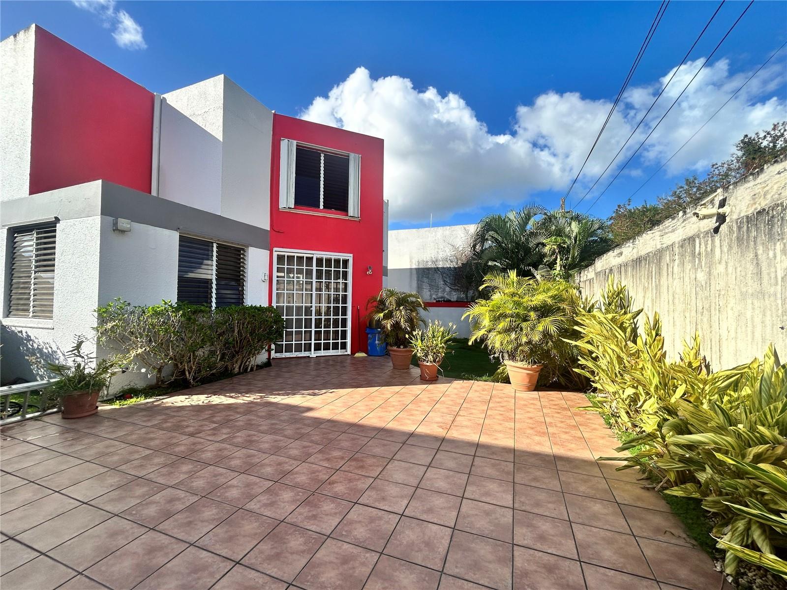 4 hab · 3 baños · TRUJILLO ALTO — foto 8