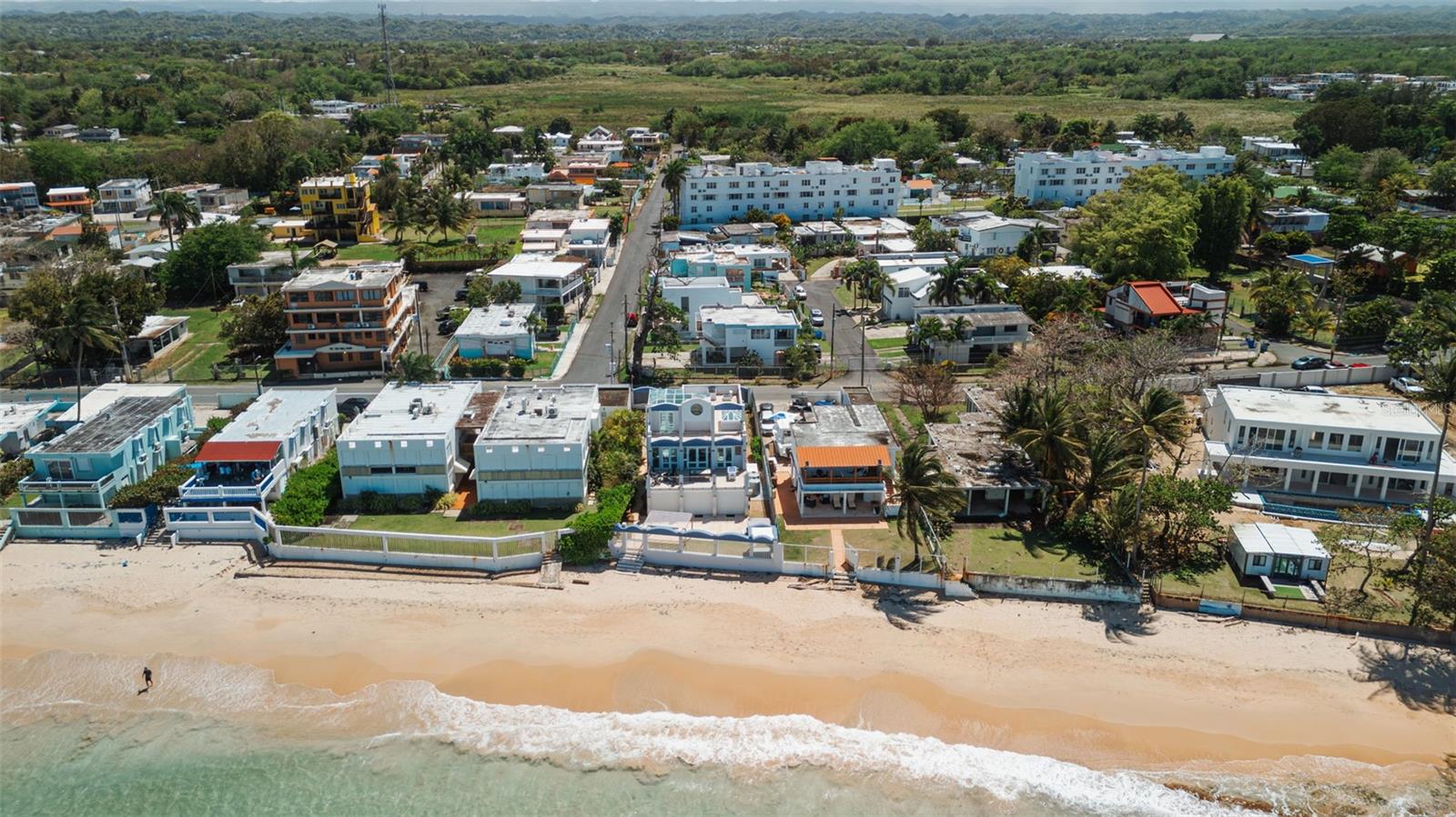 4 hab · 4 baños · VEGA ALTA — foto 2