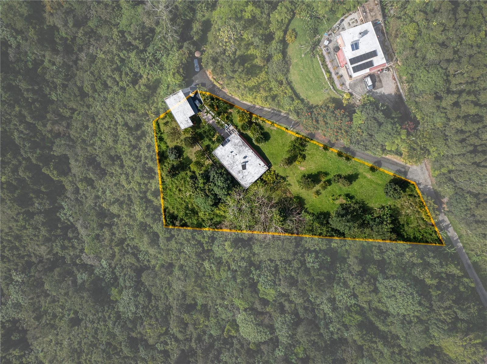 5 hab · 4 baños · CAYEY — foto 3