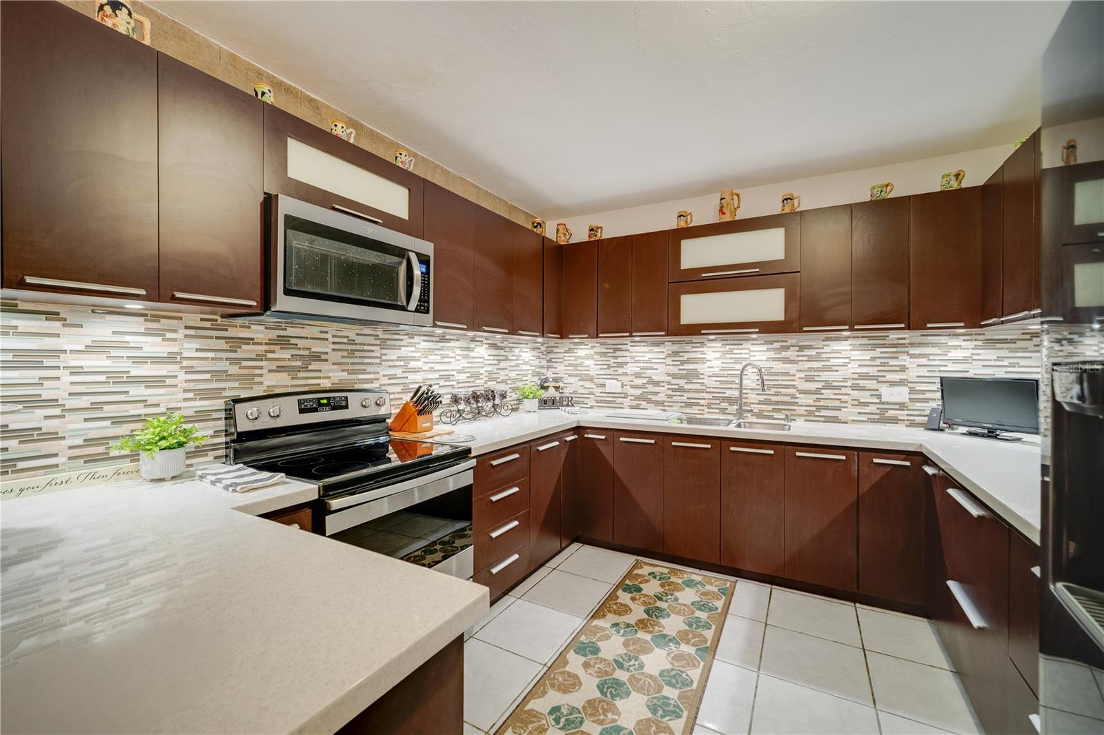 5 hab · 4 baños · CAYEY — foto 5