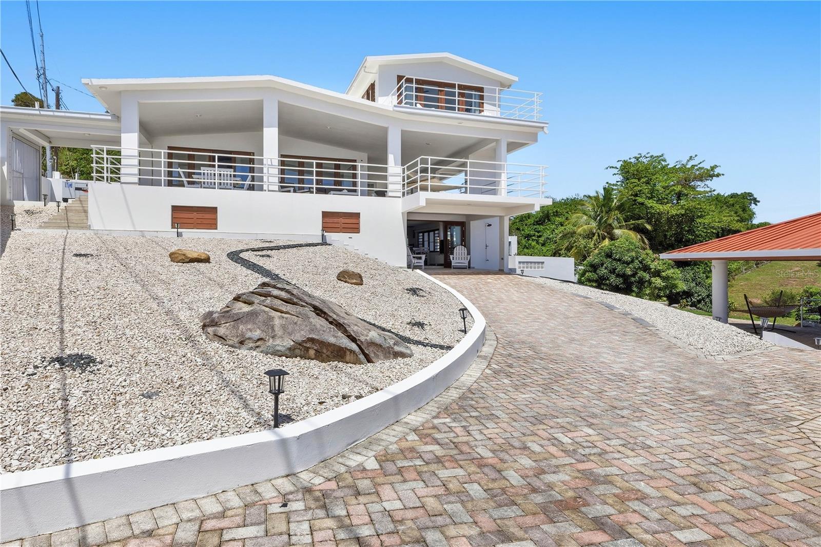 4 hab · 4 baños · YABUCOA — foto 2