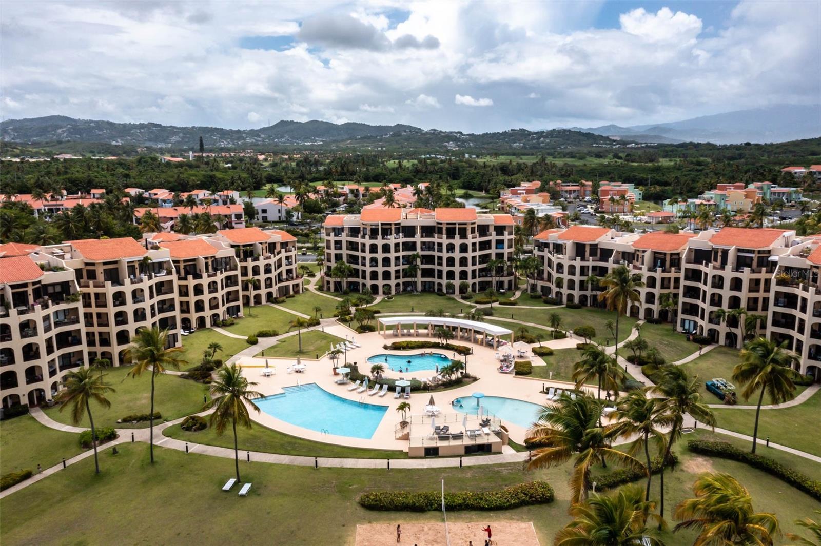 3 hab · 3 baños · HUMACAO — foto 2