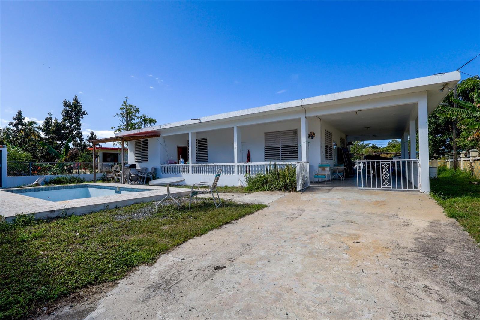 3 hab · 2 baños · RINCON