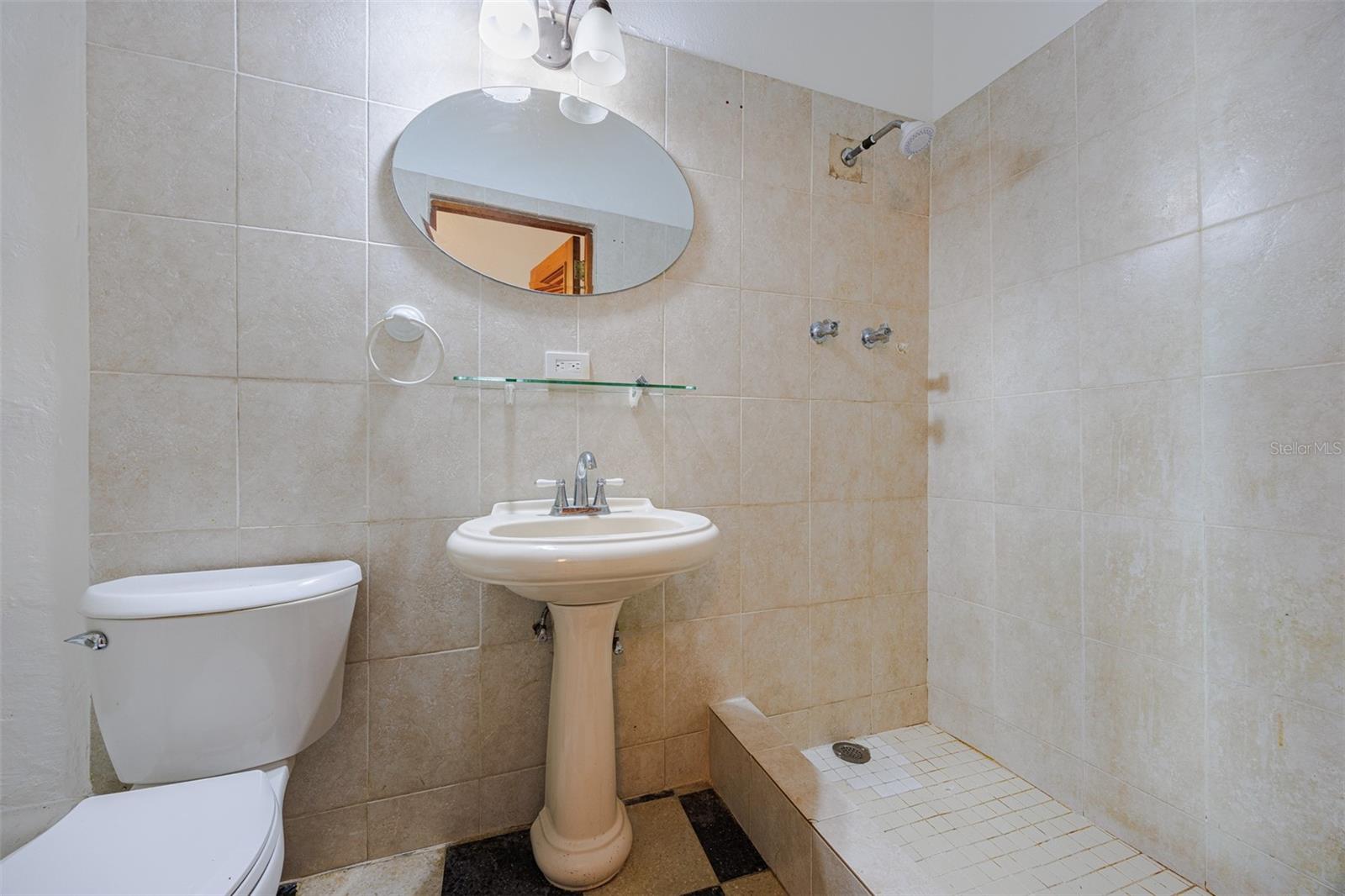 1 hab · 1 baños · OLD SAN JUAN — foto 9