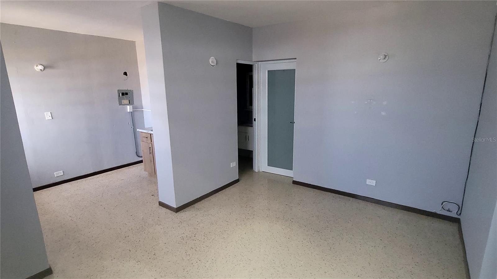 1 hab · 1 baños · BAYAMON — foto 2