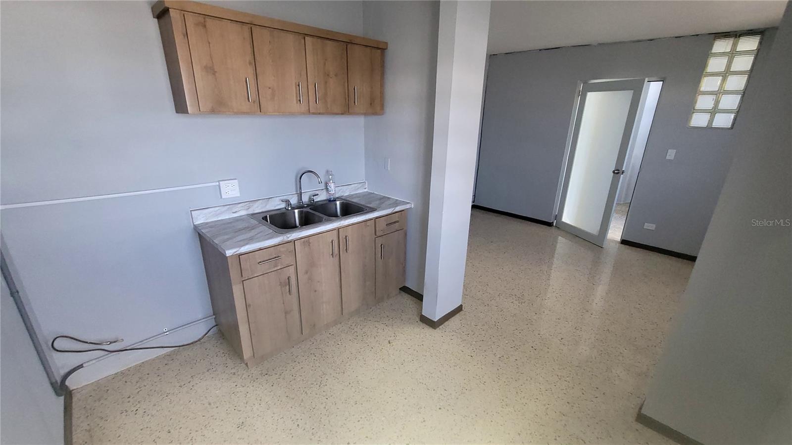 1 hab · 1 baños · BAYAMON — foto 4