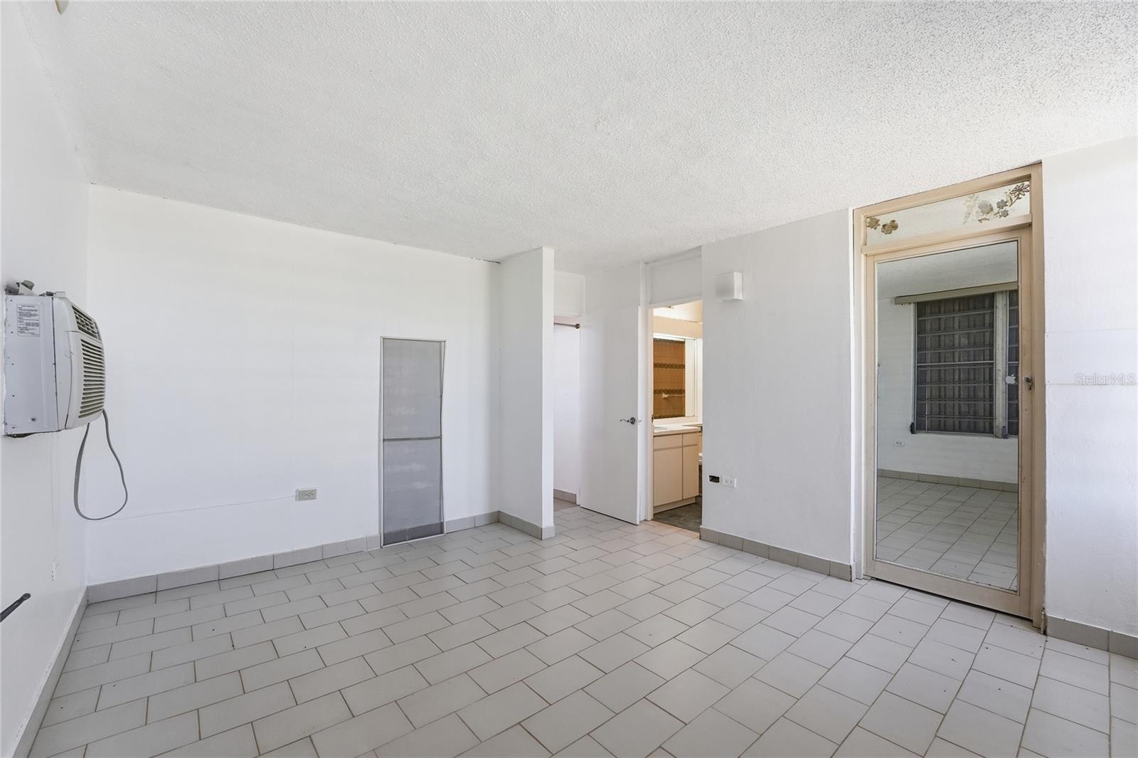 4 hab · 3 baños · ENSENADA — foto 12