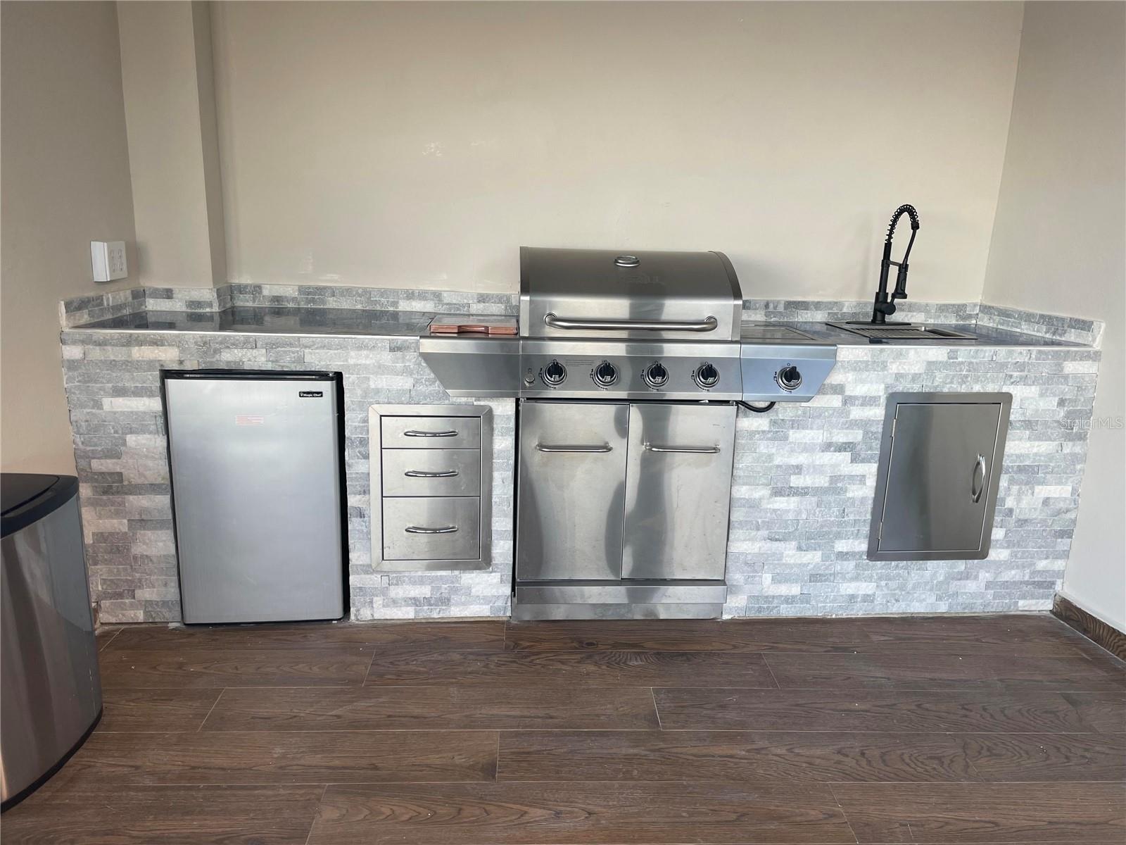 4 hab · 6 baños · HUMACAO — foto 6