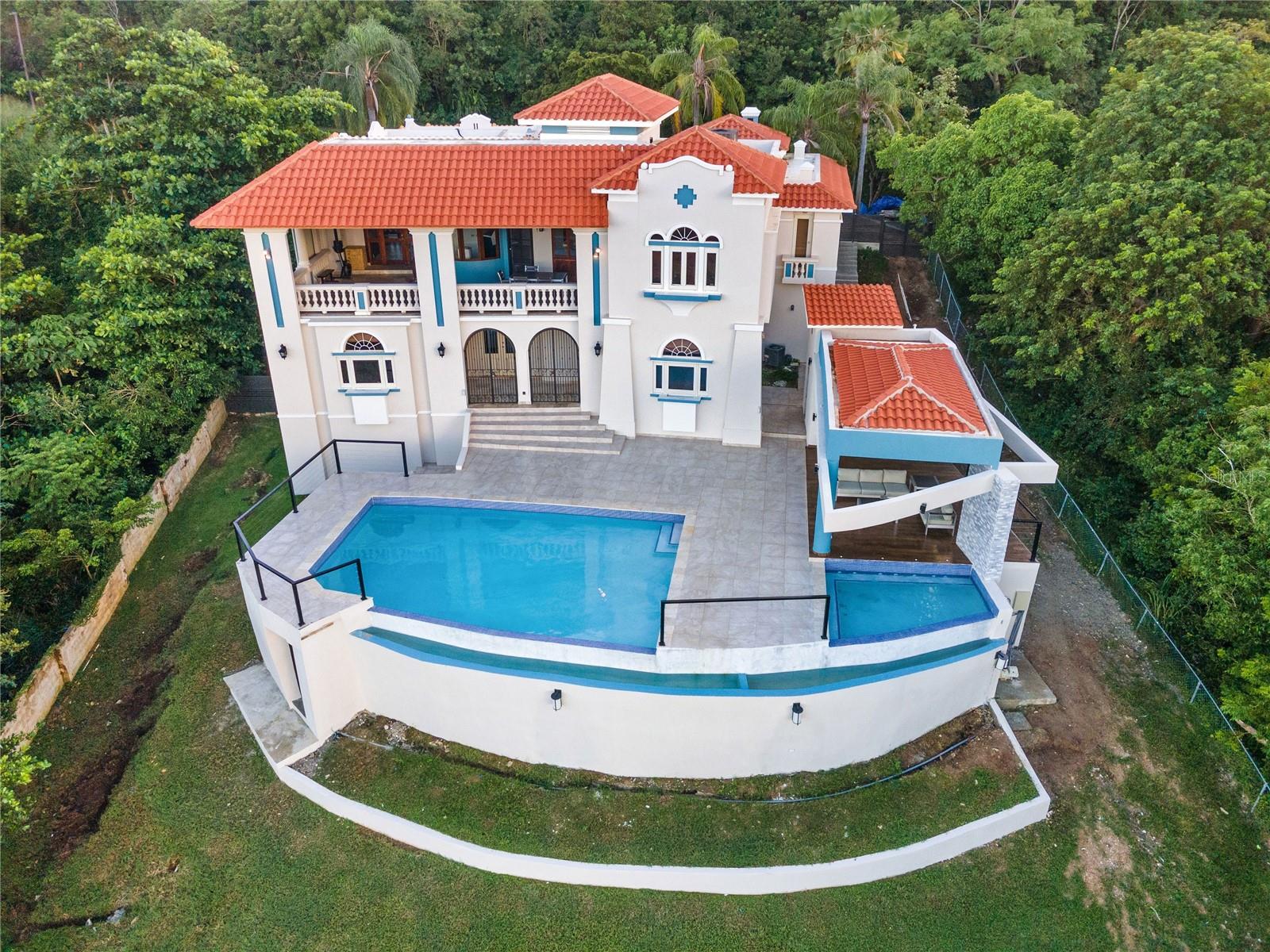 4 hab · 6 baños · HUMACAO — foto 7