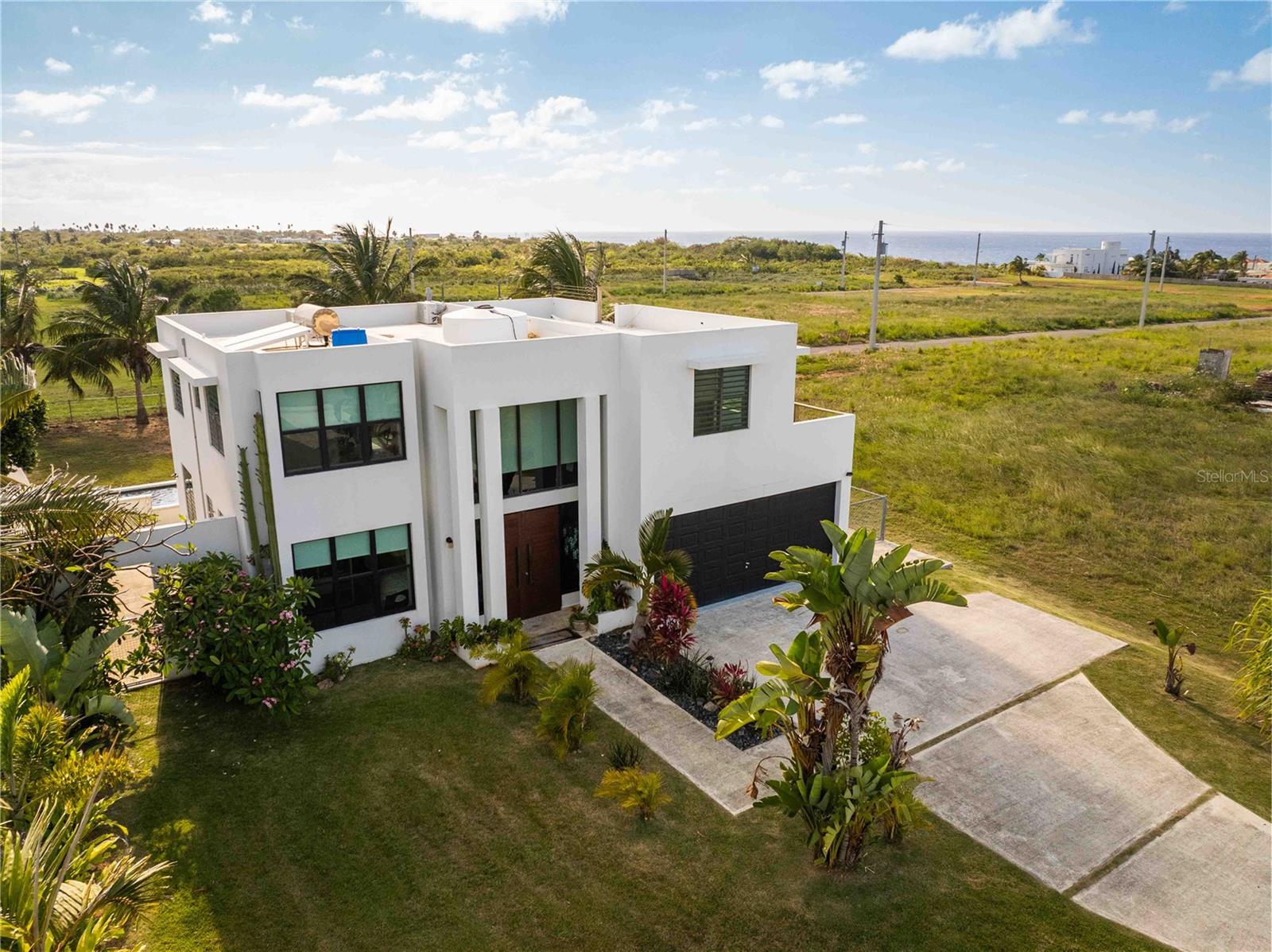 3 hab · 3 baños · ISABELA