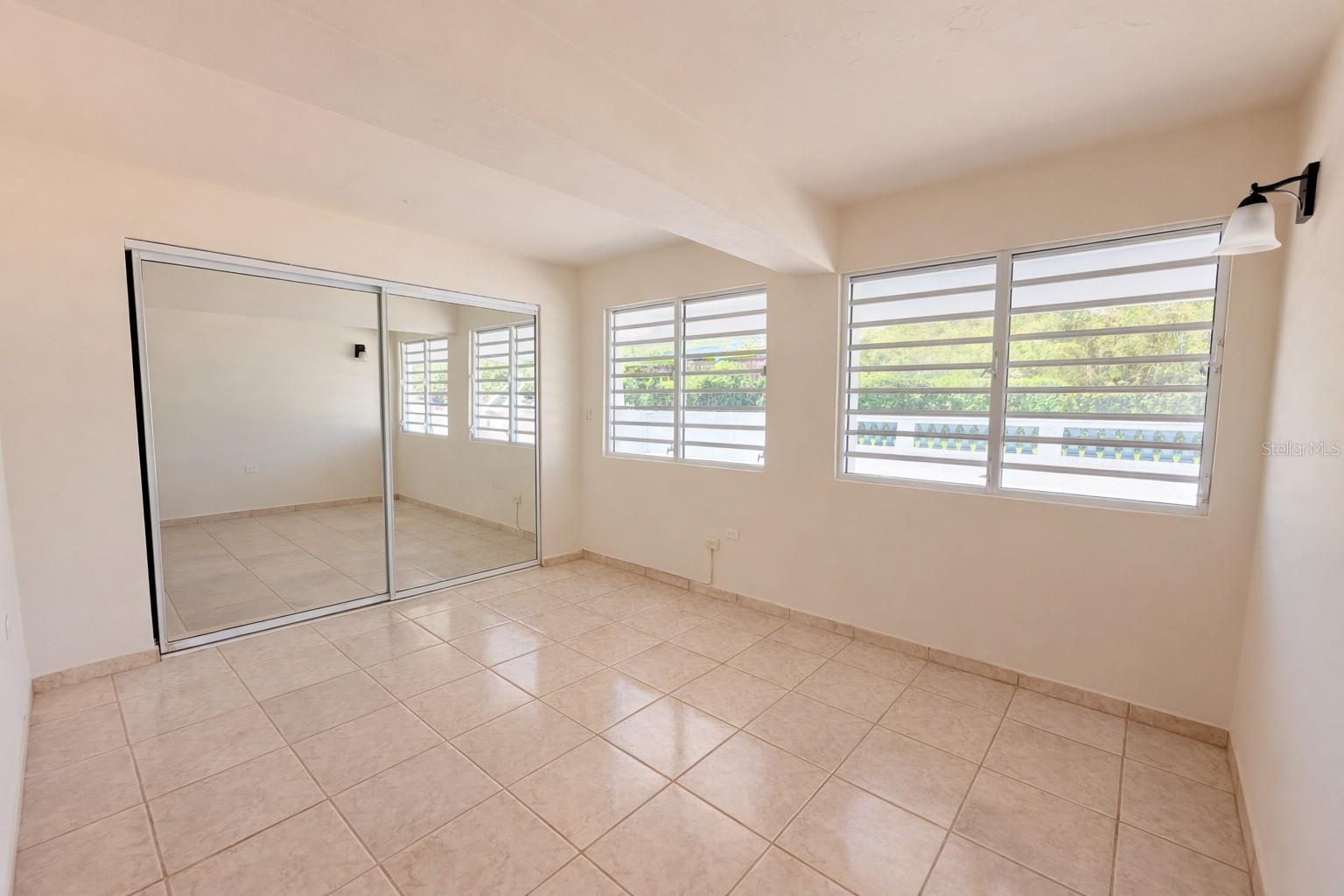 6 hab · 2 baños · YABUCOA — foto 6