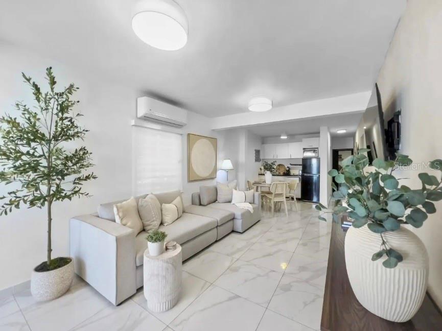 8 hab · 4 baños · SANTURCE — foto 2