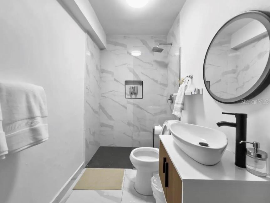 8 hab · 4 baños · SANTURCE — foto 9