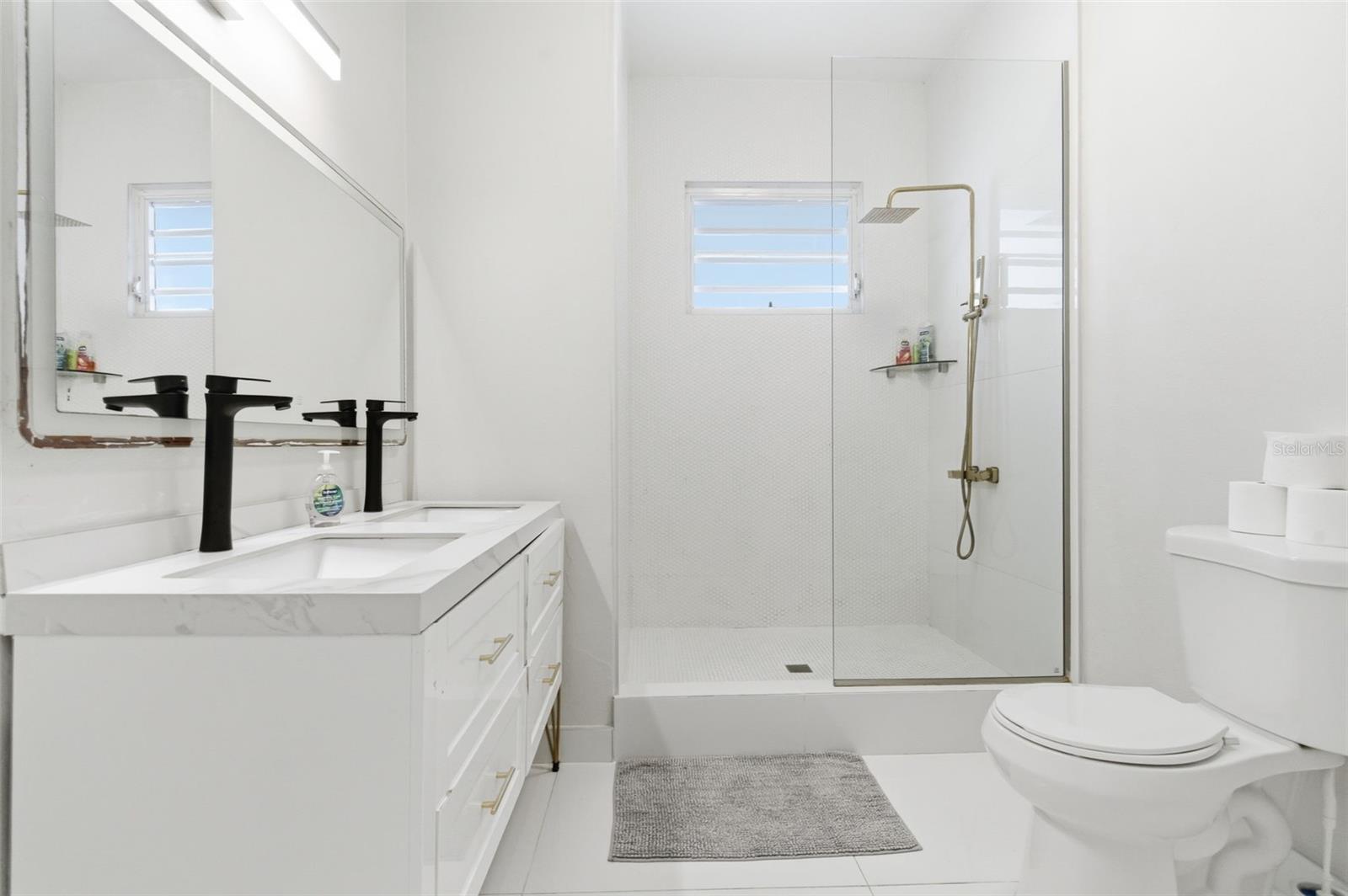 3 hab · 2 baños · SAN JUAN — foto 11