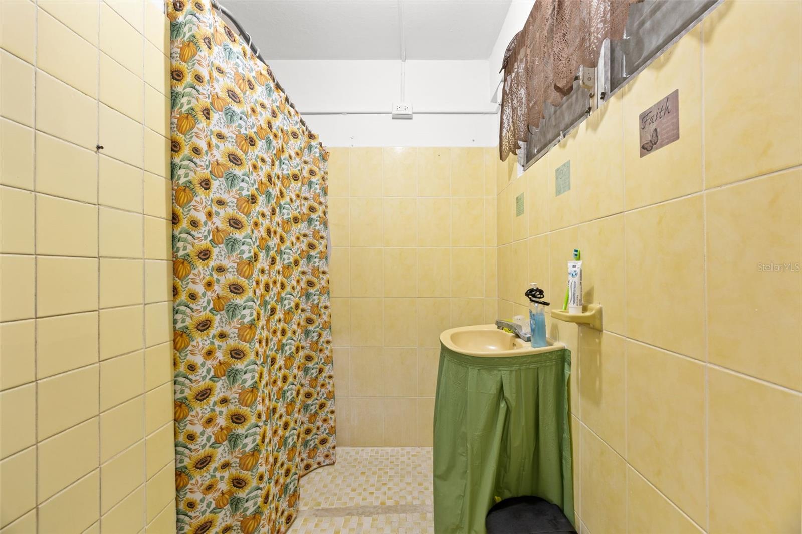 4 hab · 4 baños · ANASCO — foto 8