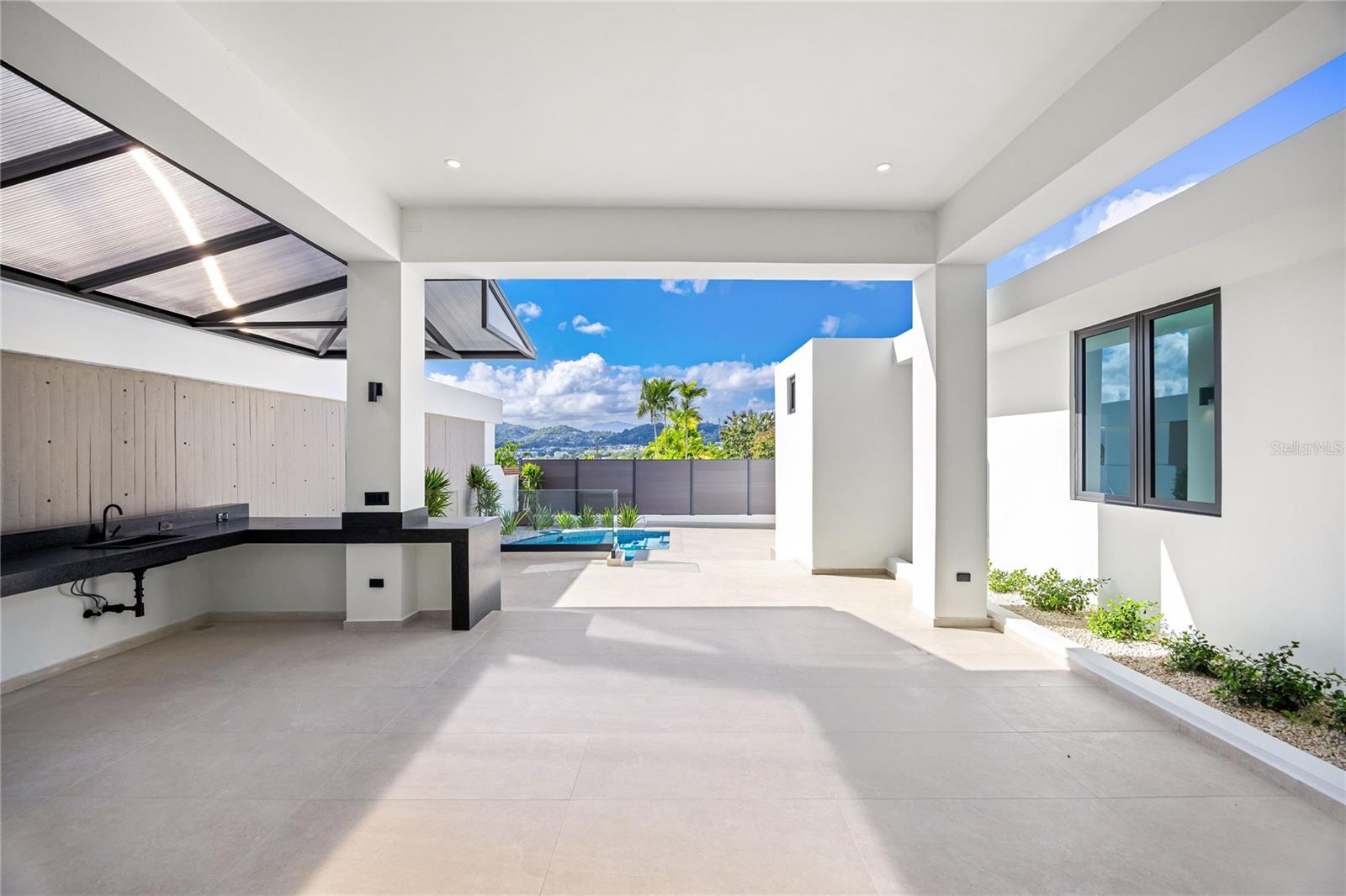4 hab · 5 baños · GUAYNABO — foto 12