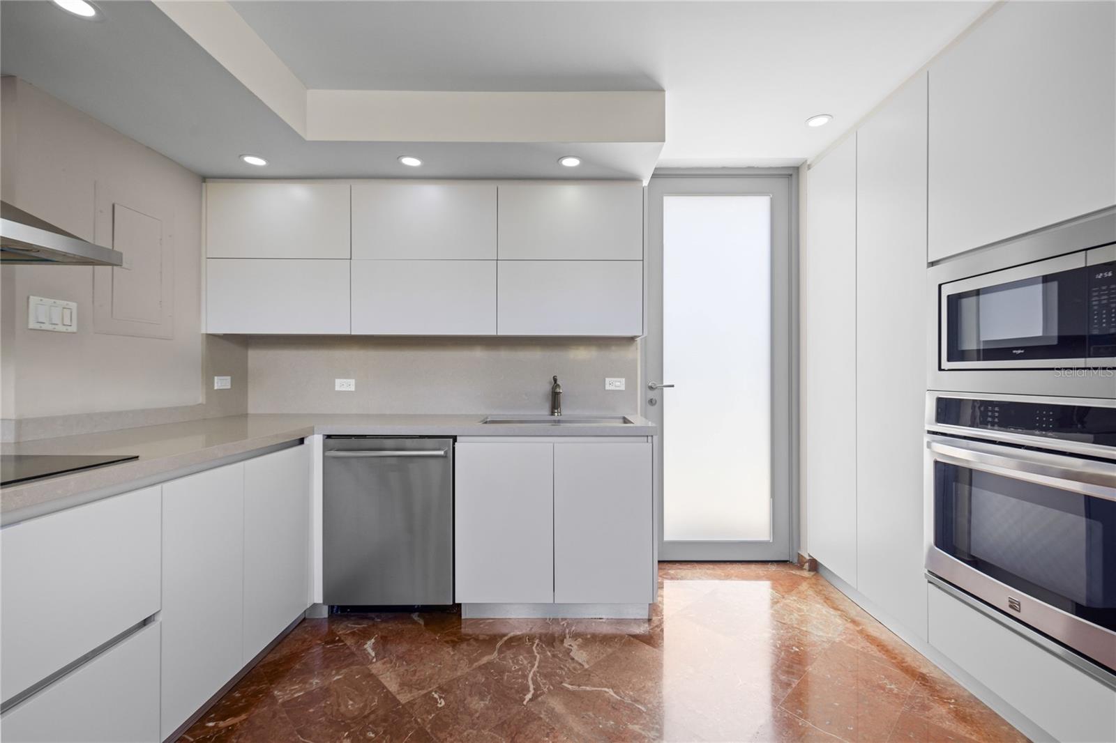 4 hab · 3 baños · GUAYNABO — foto 6