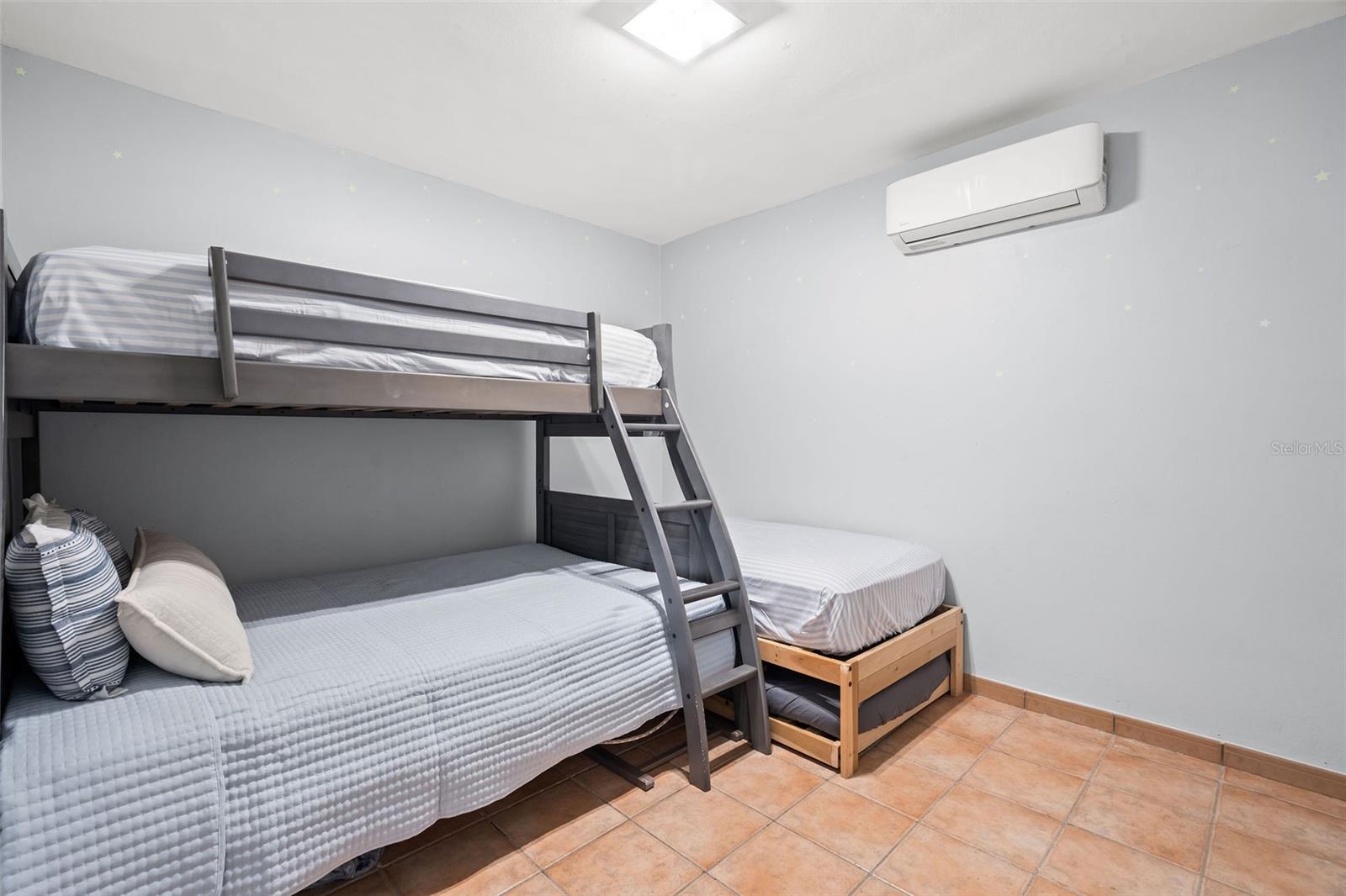 2 hab · 2 baños · RIO GRANDE — foto 11