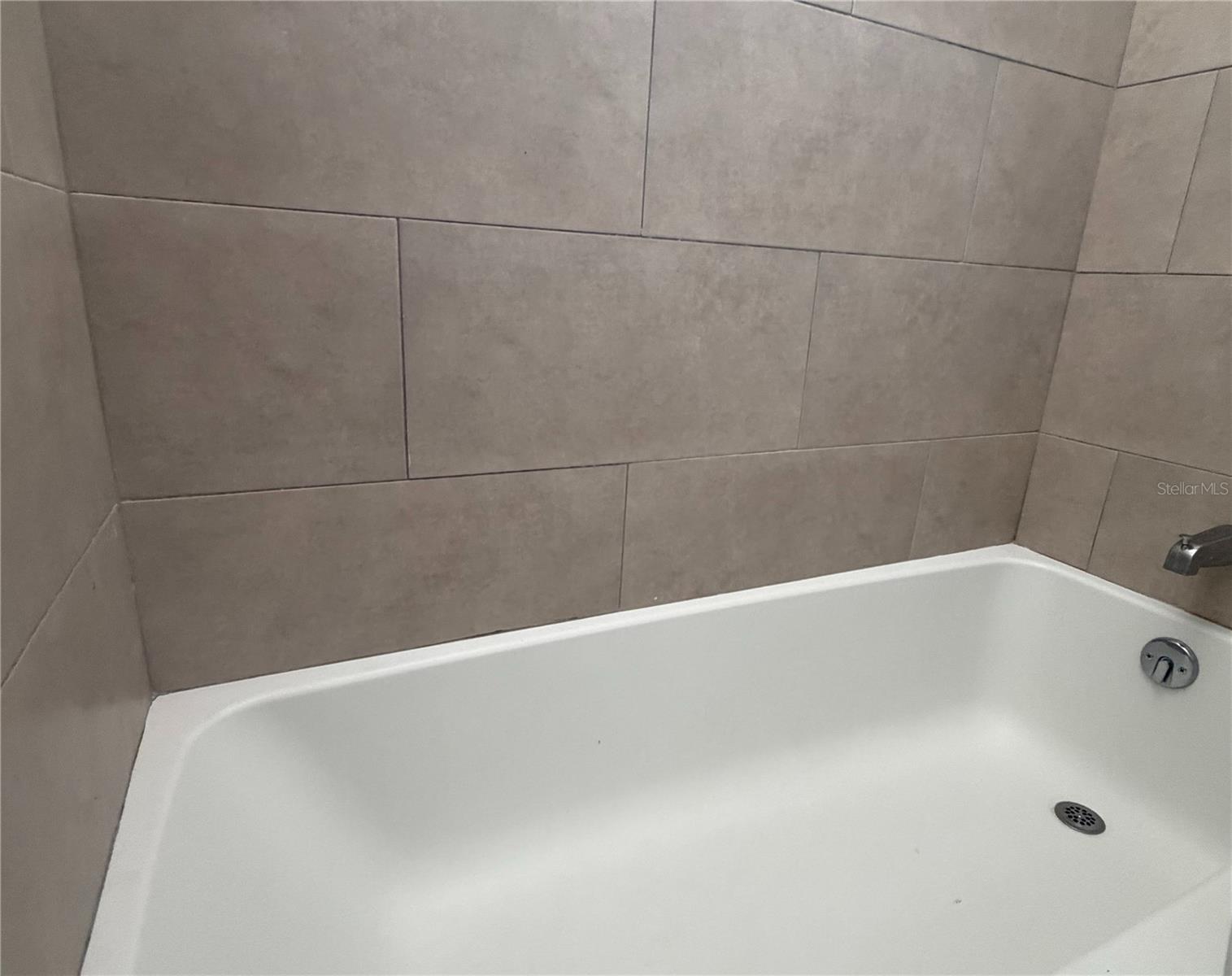 3 hab · 2 baños · HUMACAO — foto 11