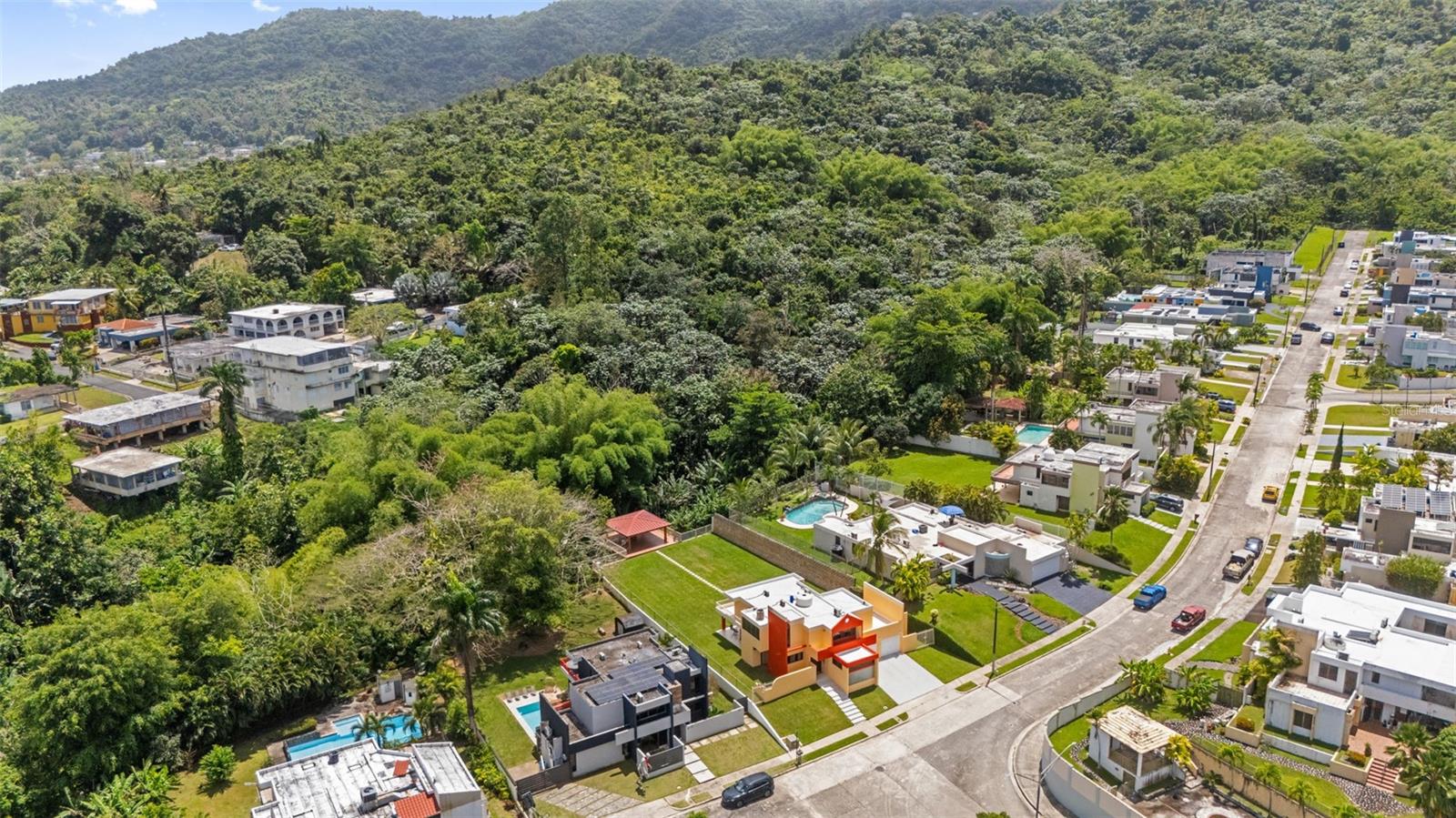 4 hab · 3 baños · CAGUAS — foto 7