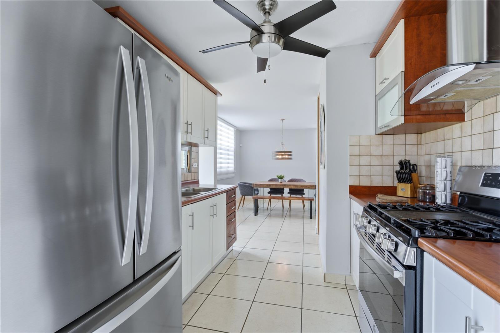 4 hab · 3 baños · TOA ALTA — foto 11