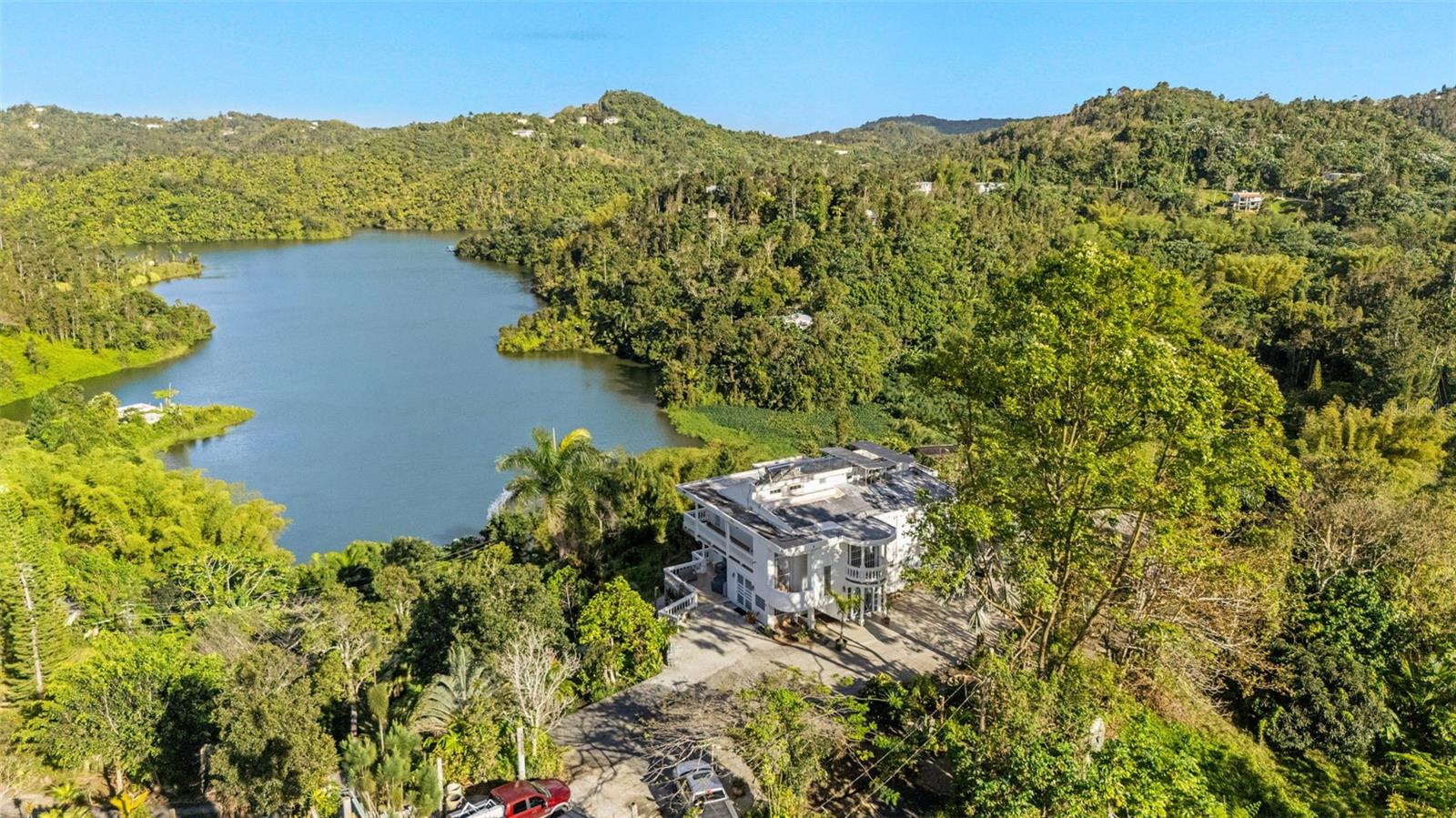 4 hab · 5 baños · GUAYAMA — foto 3