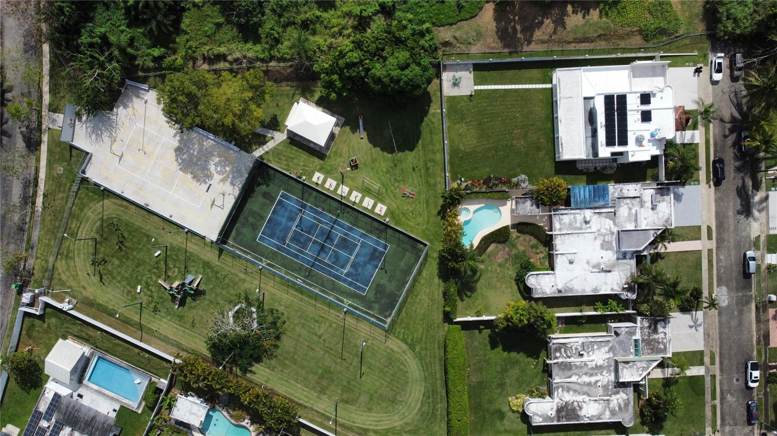 4 hab · 4 baños · CAGUAS — foto 2