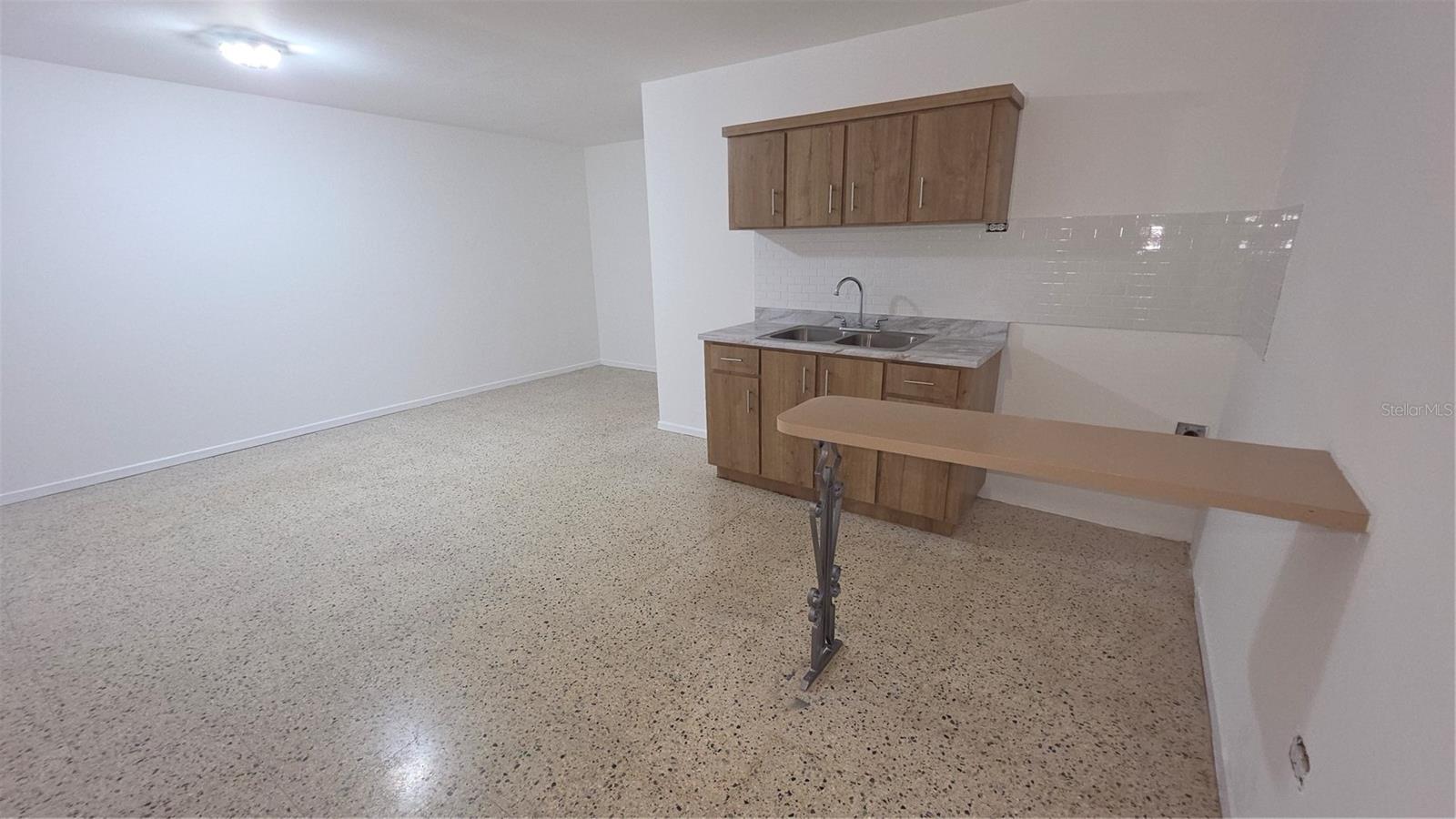 2 hab · 1 baños · BAYAMON — foto 2