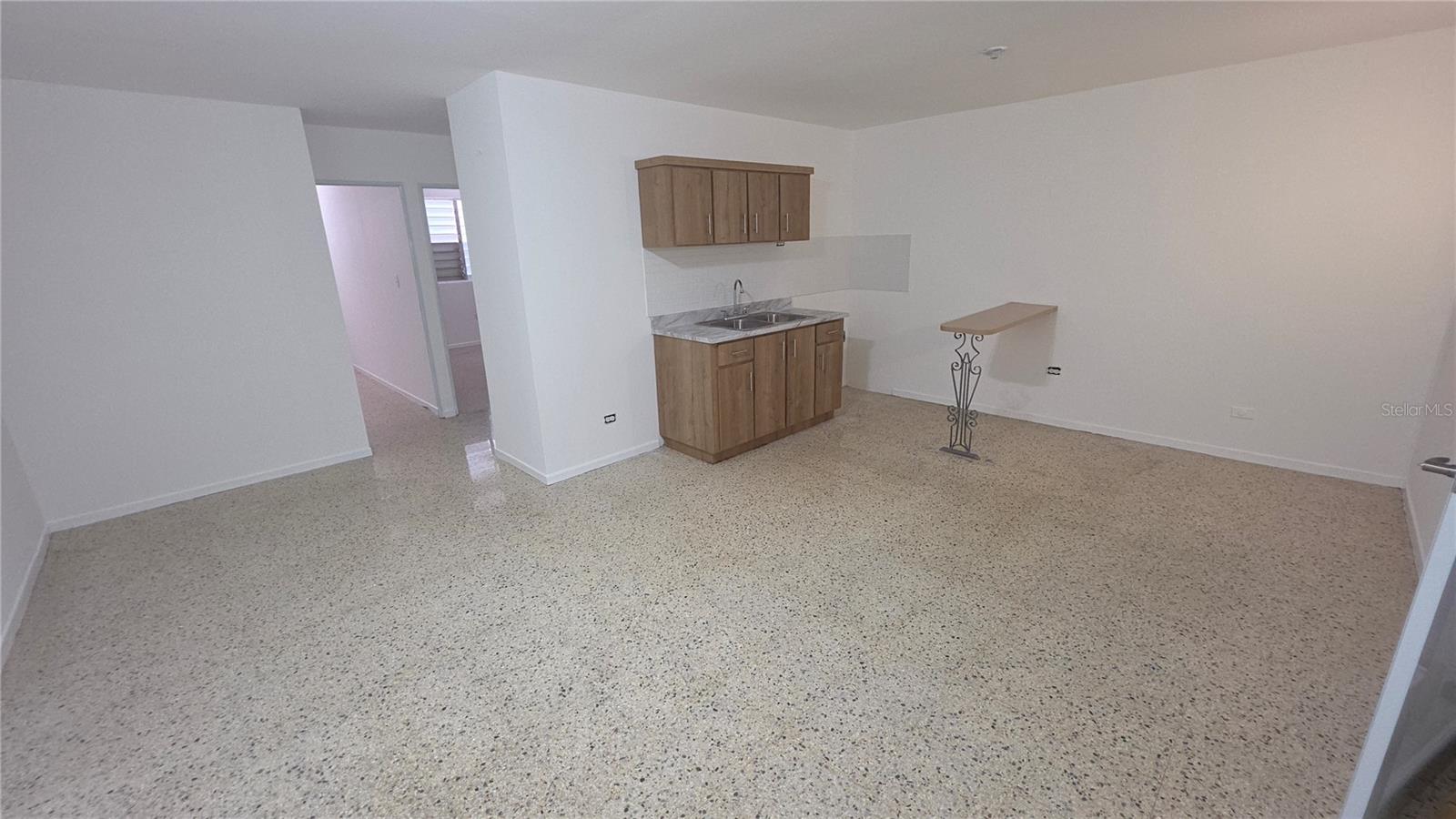 2 hab · 1 baños · BAYAMON — foto 3