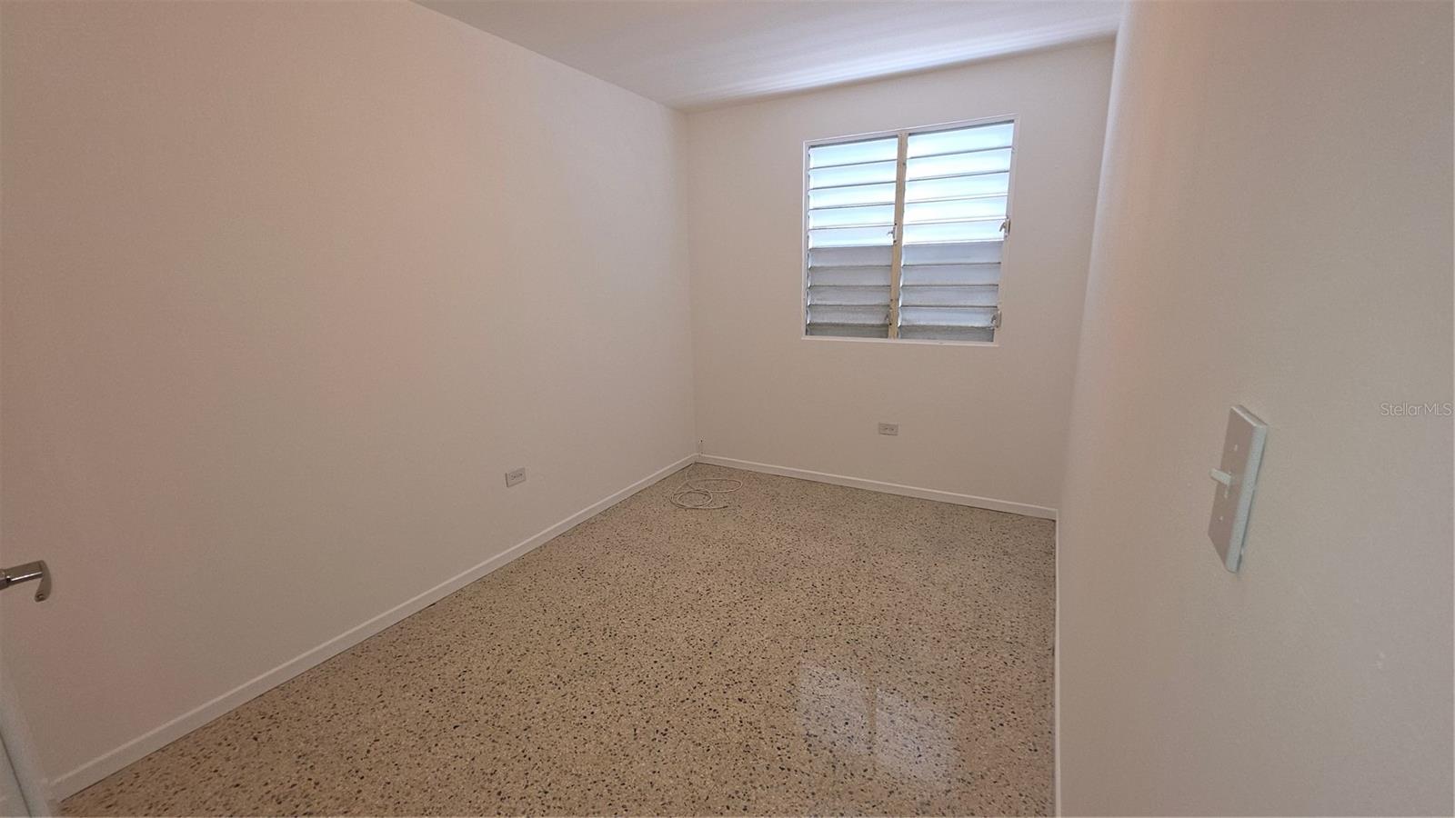 2 hab · 1 baños · BAYAMON — foto 4