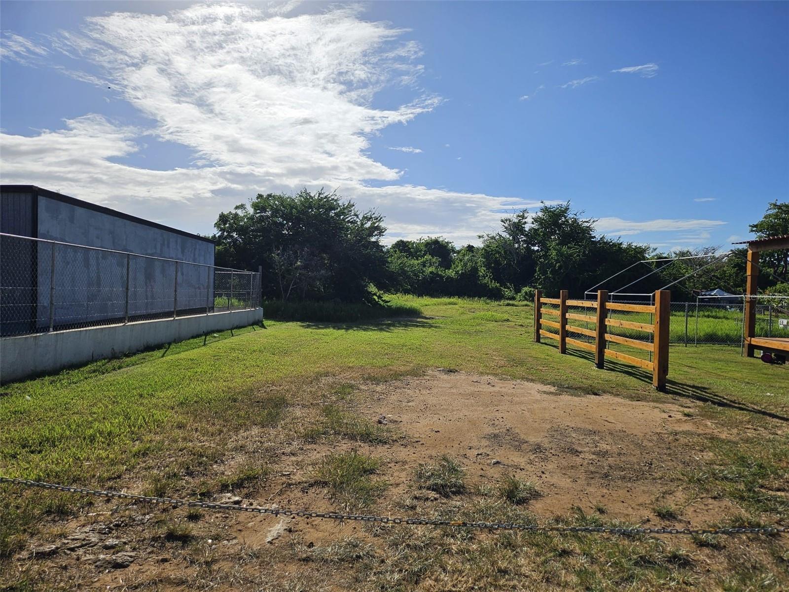 CAMUY — foto 2
