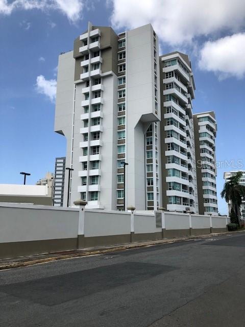 3 hab · 3 baños · GUAYNABO