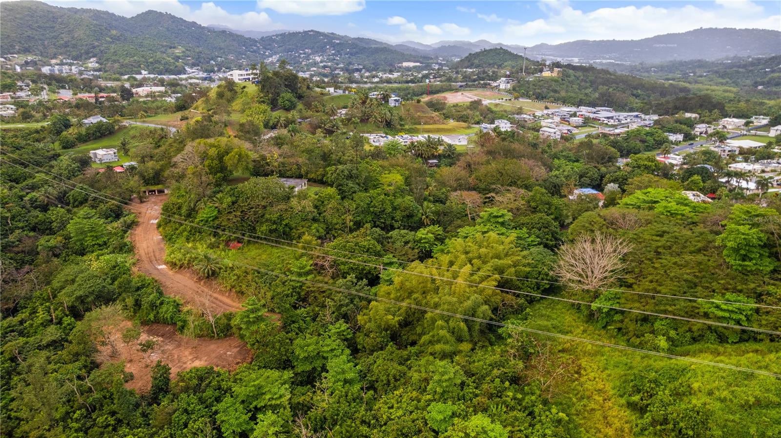 CAGUAS — foto 11