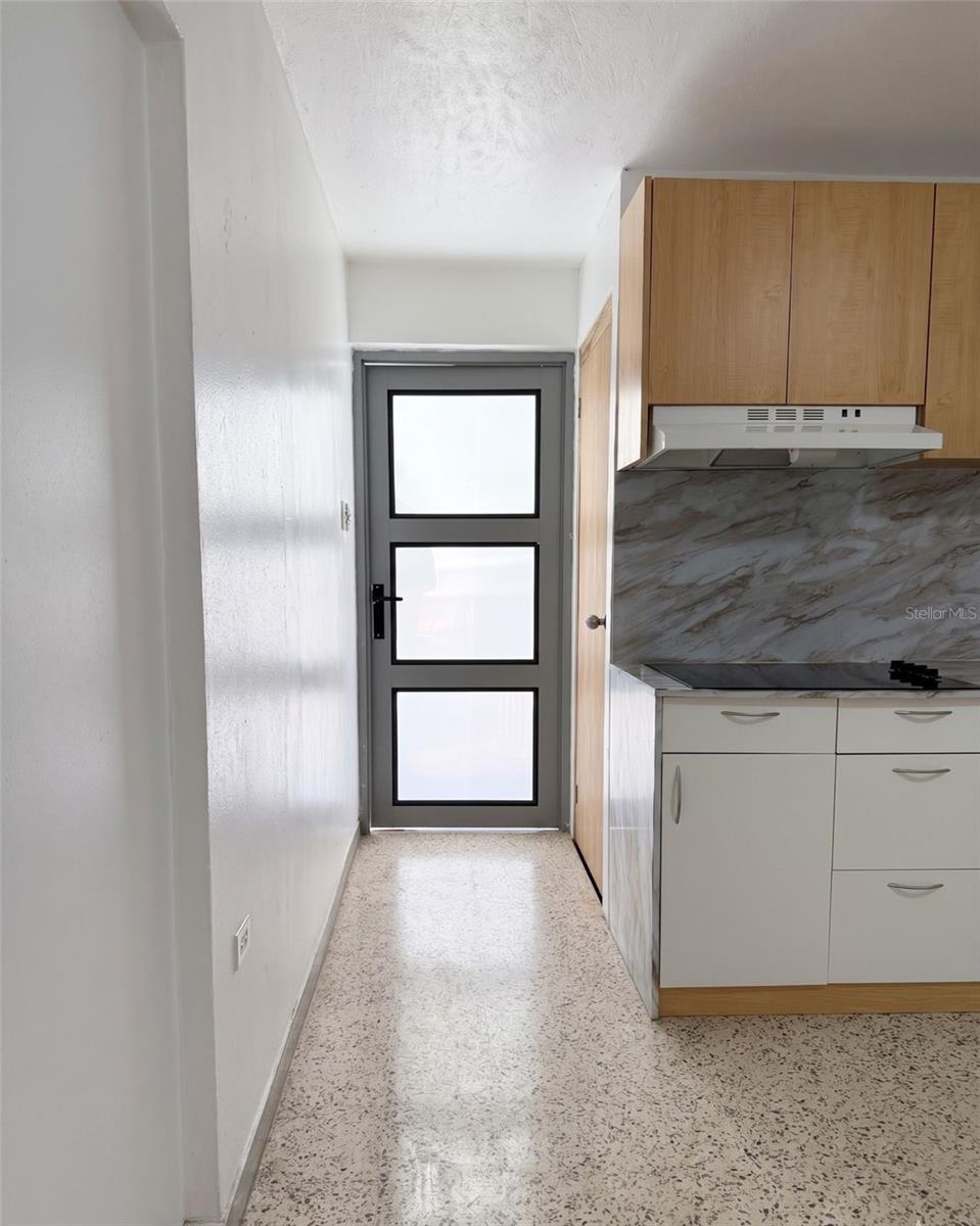 2 hab · 1 baños · MAYAGUEZ — foto 2