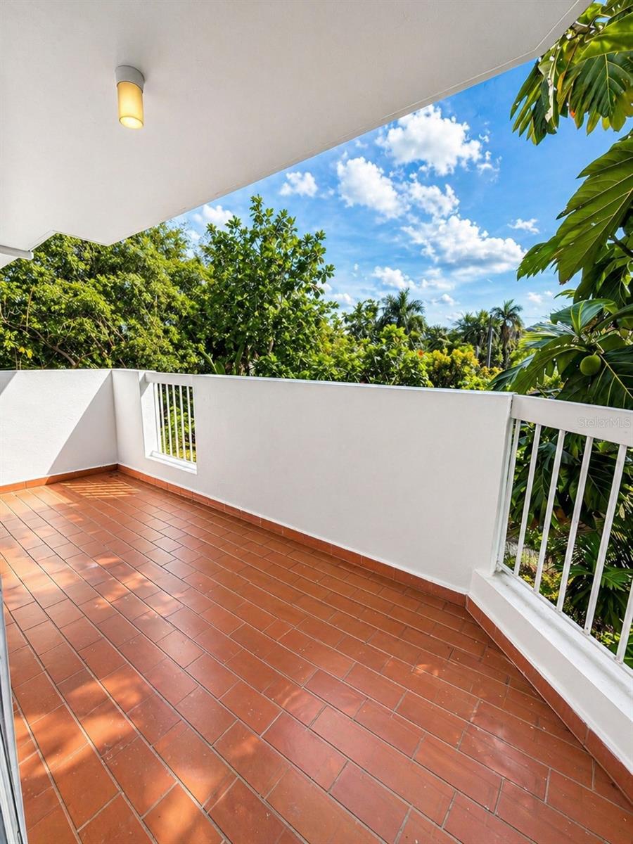 3 hab · 4 baños · GUAYNABO — foto 10