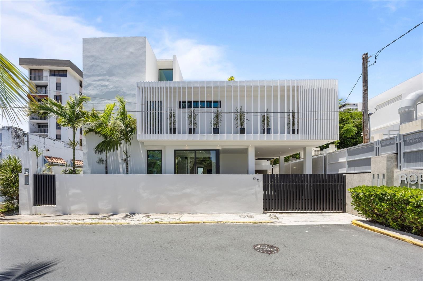 4 hab · 7 baños · SAN JUAN