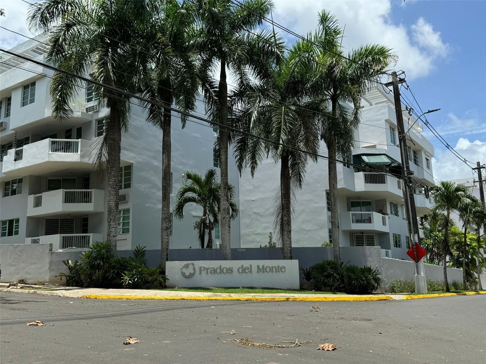 4 hab · 4 baños · GUAYNABO